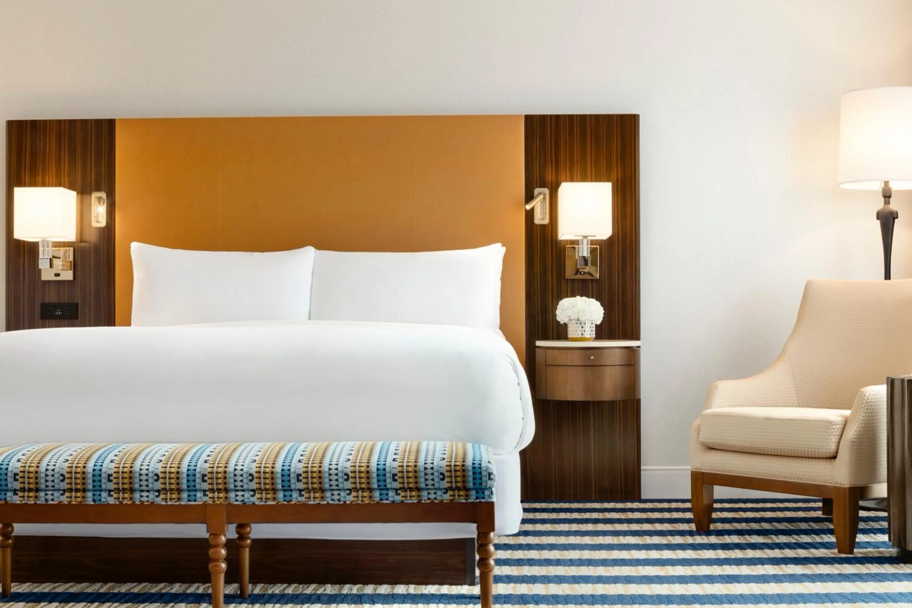 Guests, Bed in Fairmont Austin