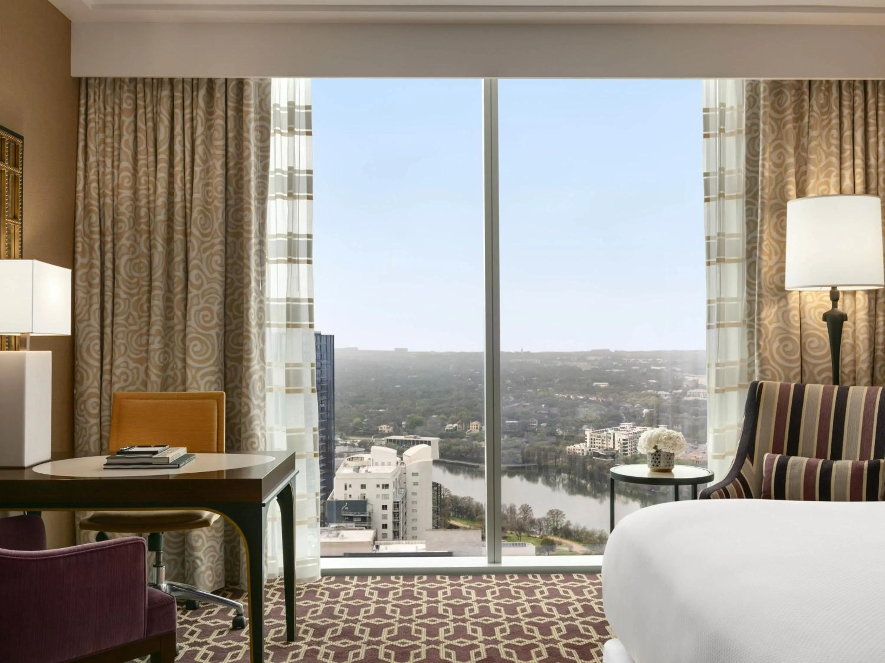 Bedroom, Bed in Fairmont Austin