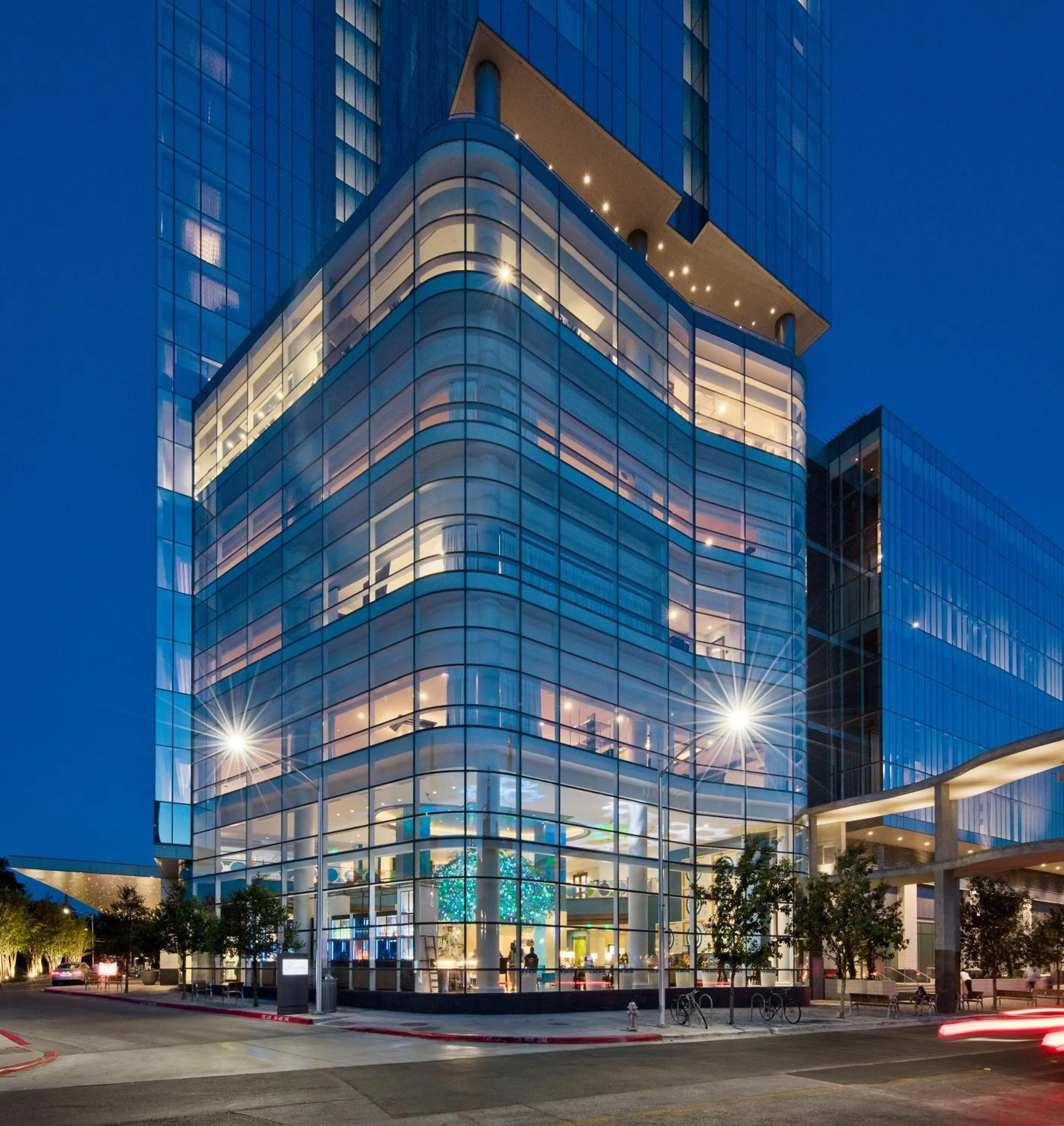 Property building in Fairmont Austin