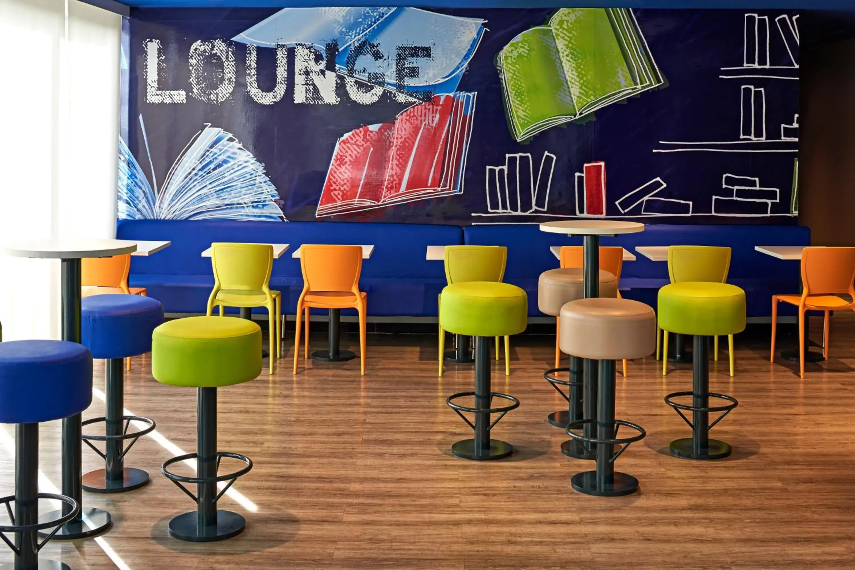 Restaurant/places to eat in ibis budget Curitiba Centro Restaurant/places to eat in ibis budget Curitiba Centro