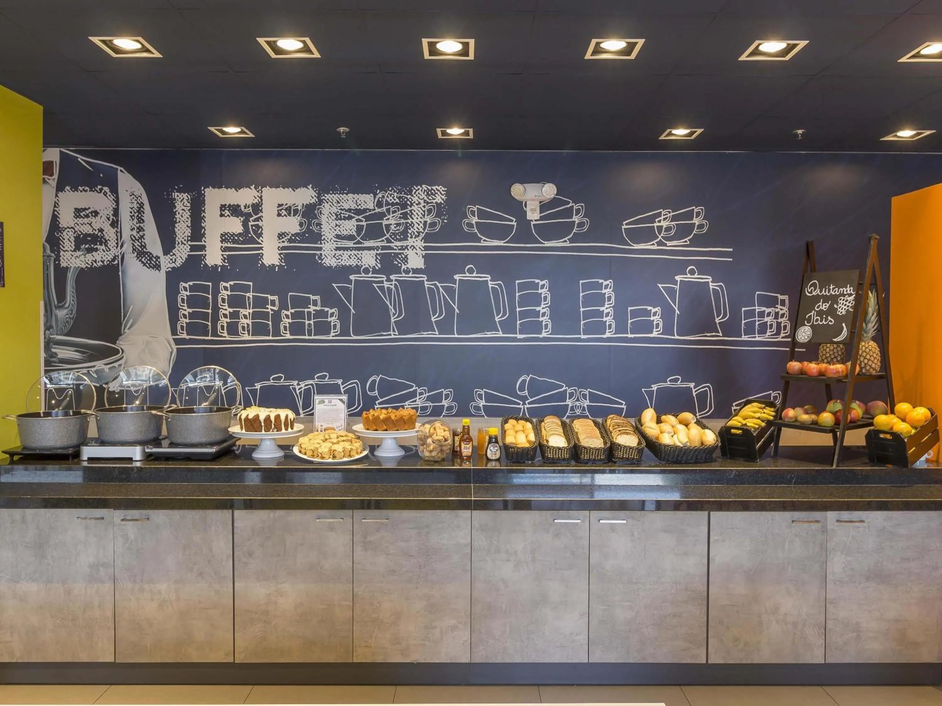 Breakfast in ibis budget Blumenau