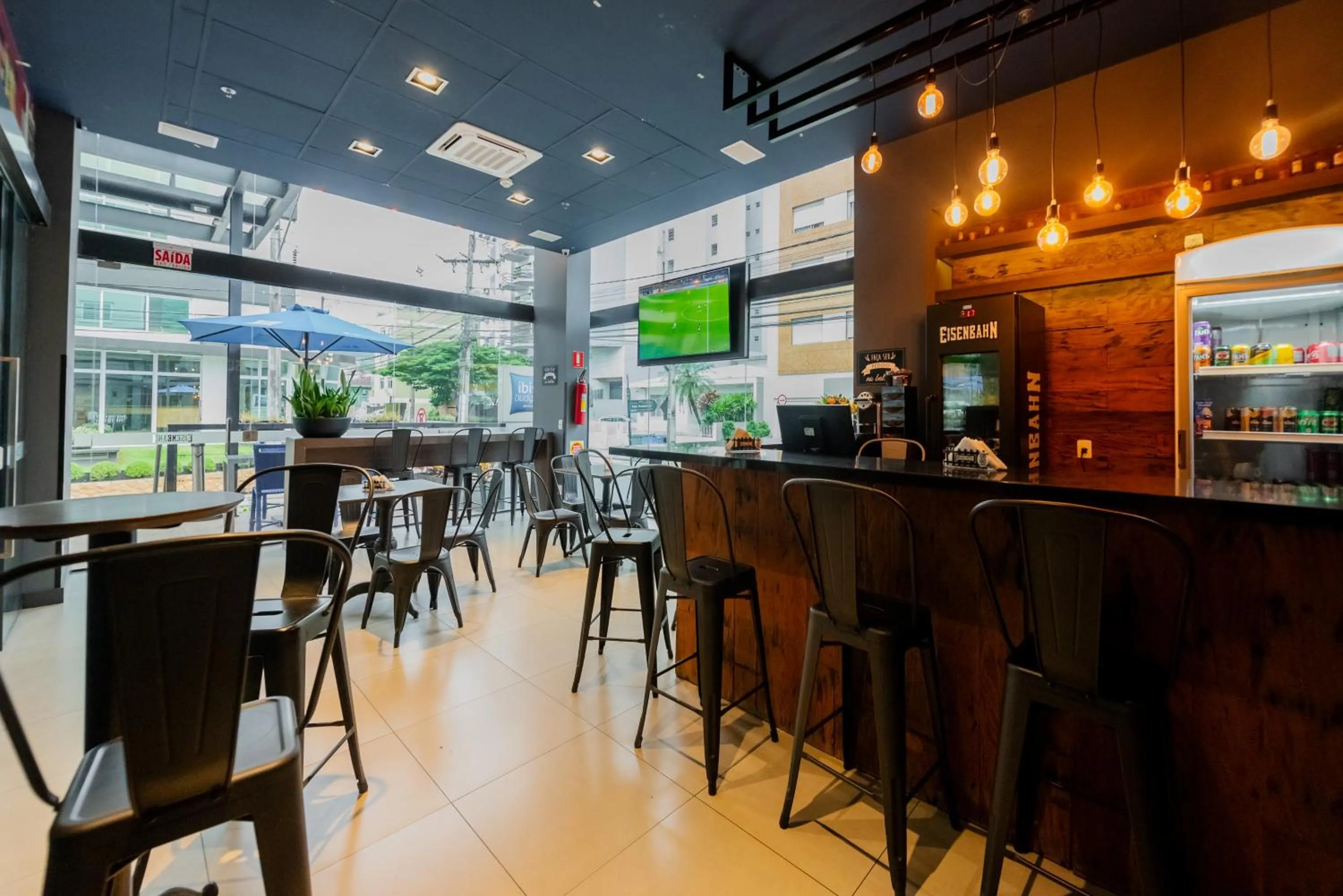 Restaurant/places to eat in ibis budget Blumenau