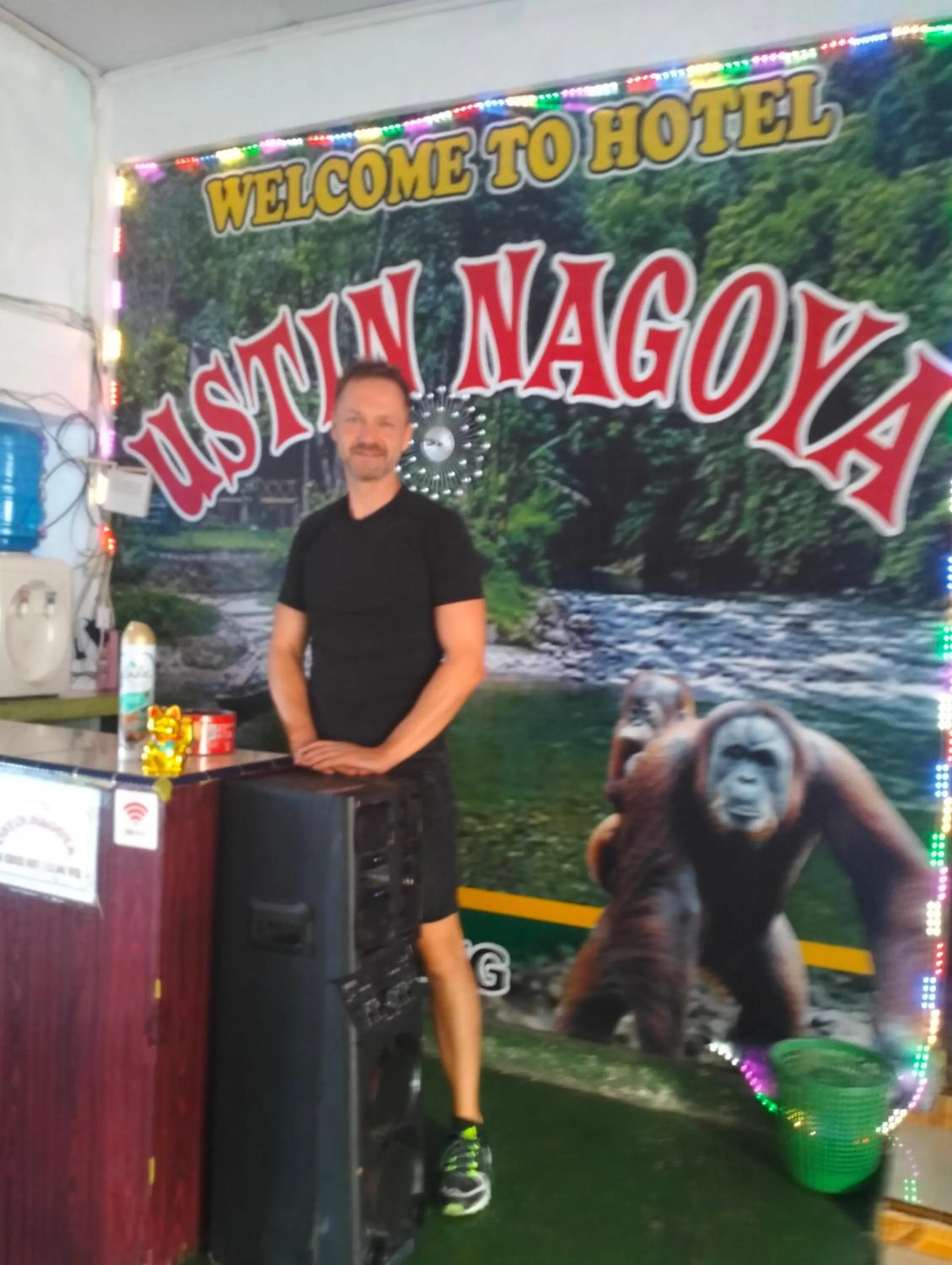 People in Ustin Nagoya Bukit Lawang Orangutan Trekking & transport only book with us