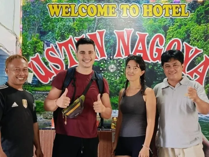 Ustin Nagoya Bukit Lawang Orangutan Trekking & transport only book with us