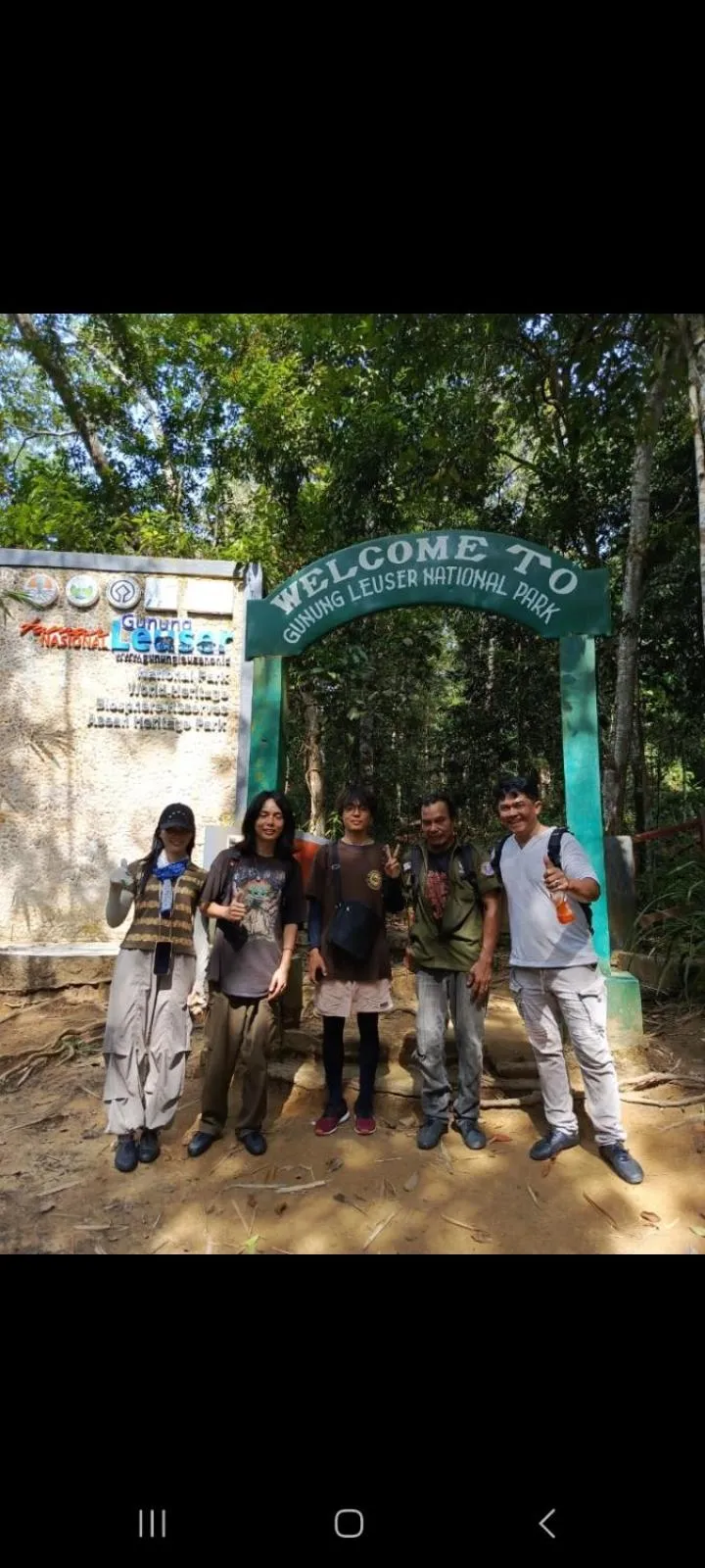 Ustin Nagoya Bukit Lawang Orangutan Trekking & transport only book with us