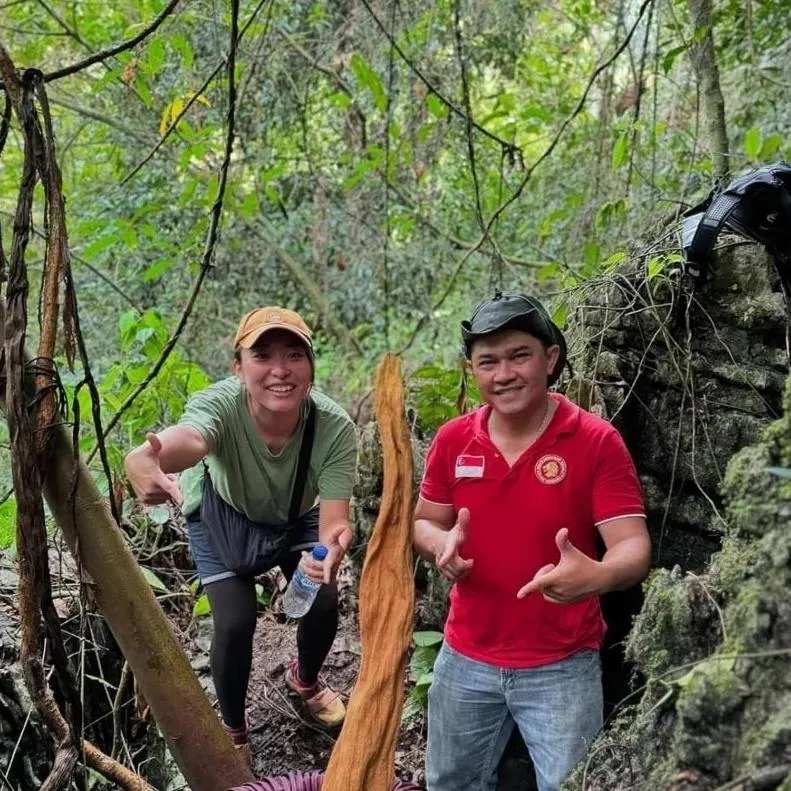 Ustin Nagoya Bukit Lawang Orangutan Trekking & transport only book with us