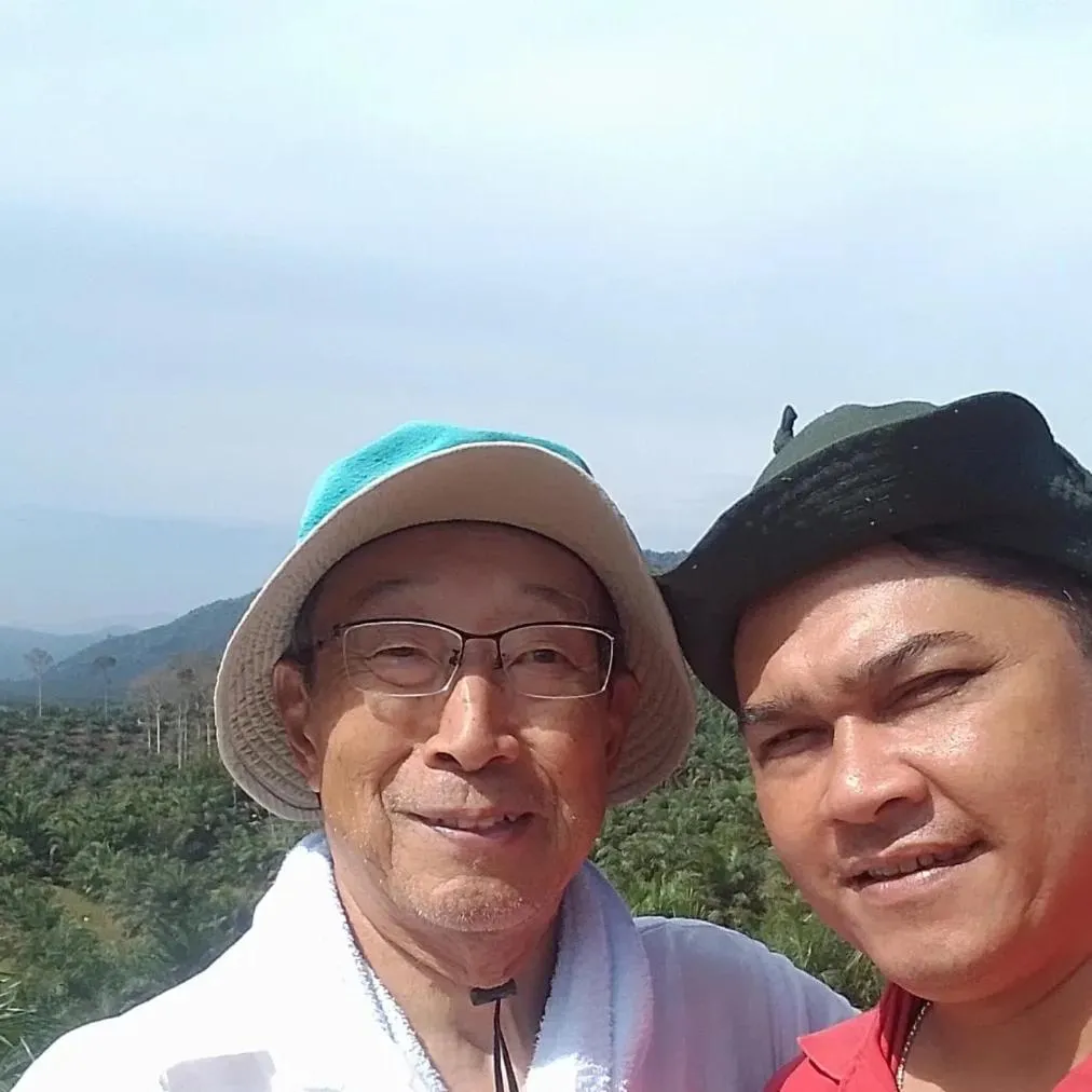 Ustin Nagoya Bukit Lawang Orangutan Trekking & transport only book with us
