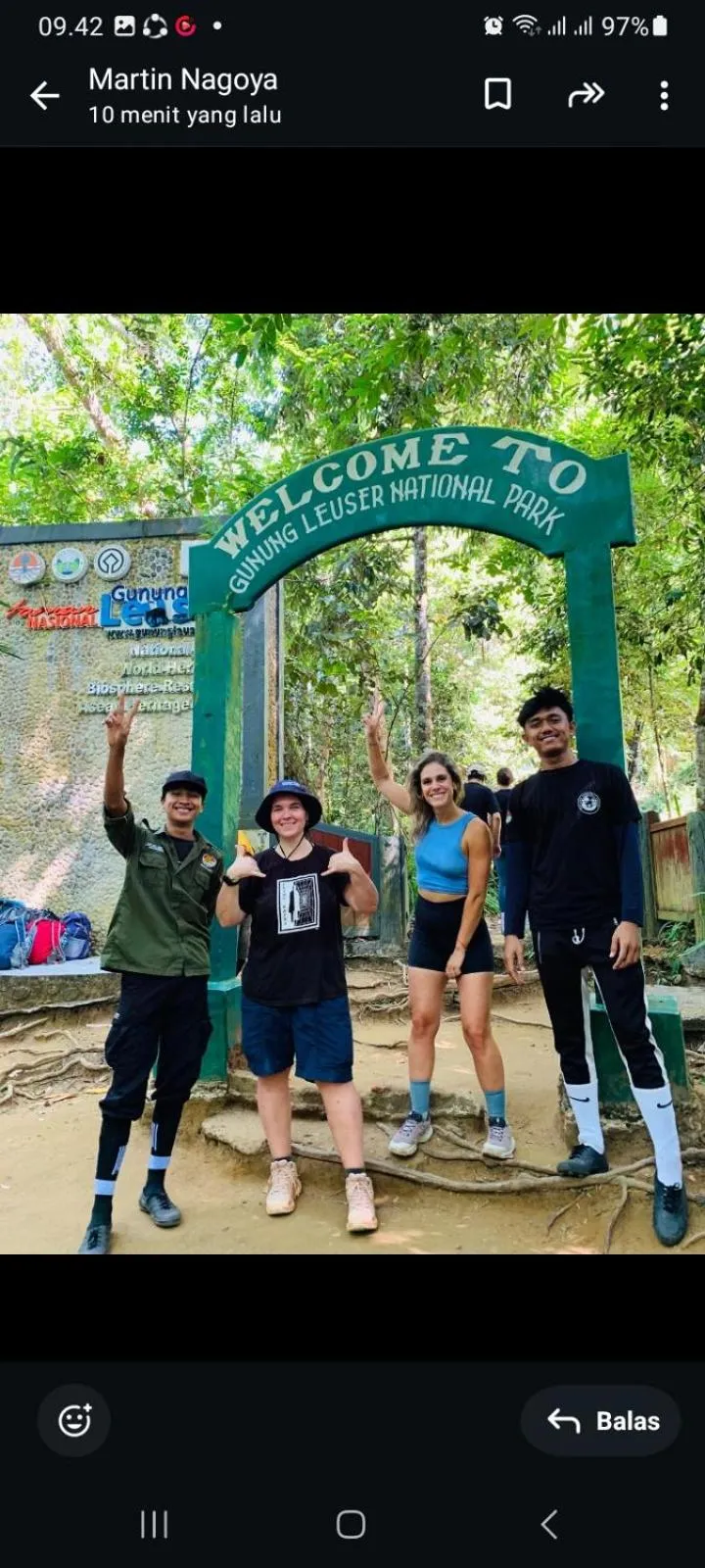 Ustin Nagoya Bukit Lawang Orangutan Trekking & transport only book with us