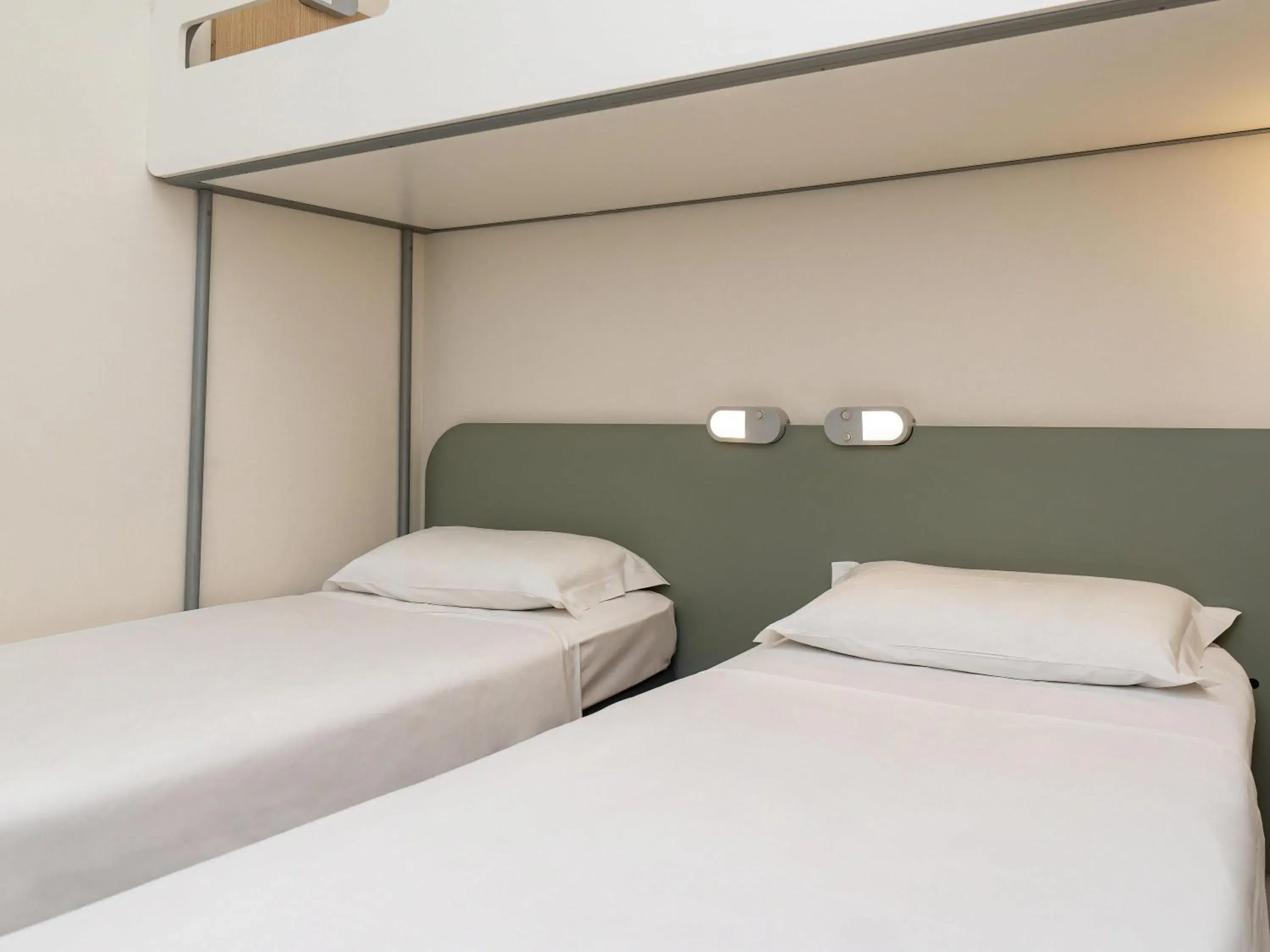 Bedroom, Bed in ibis budget Curitiba Aeroporto Bedroom, Bed in ibis budget Curitiba Aeroporto