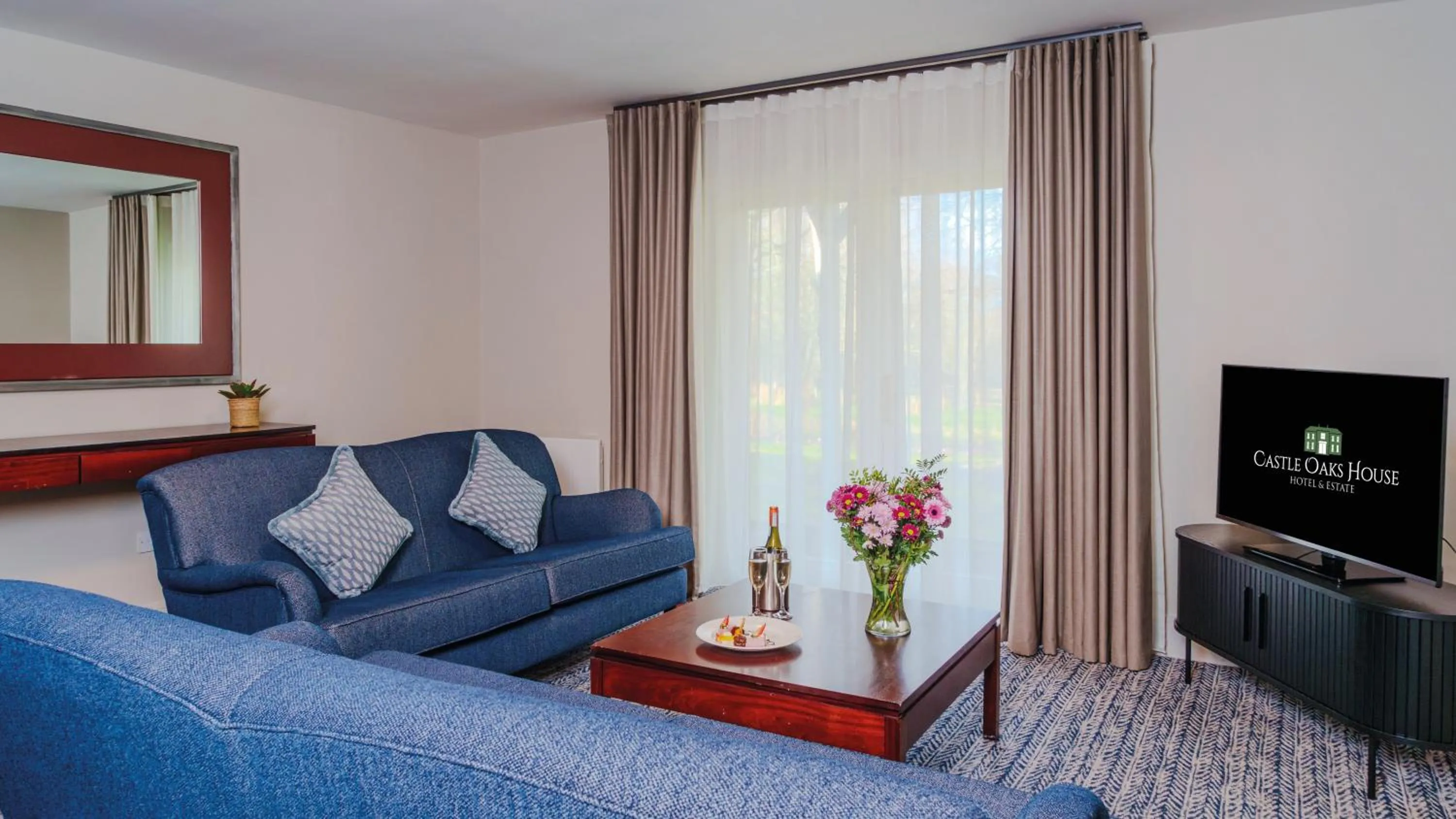 Castle Oaks House Hotel