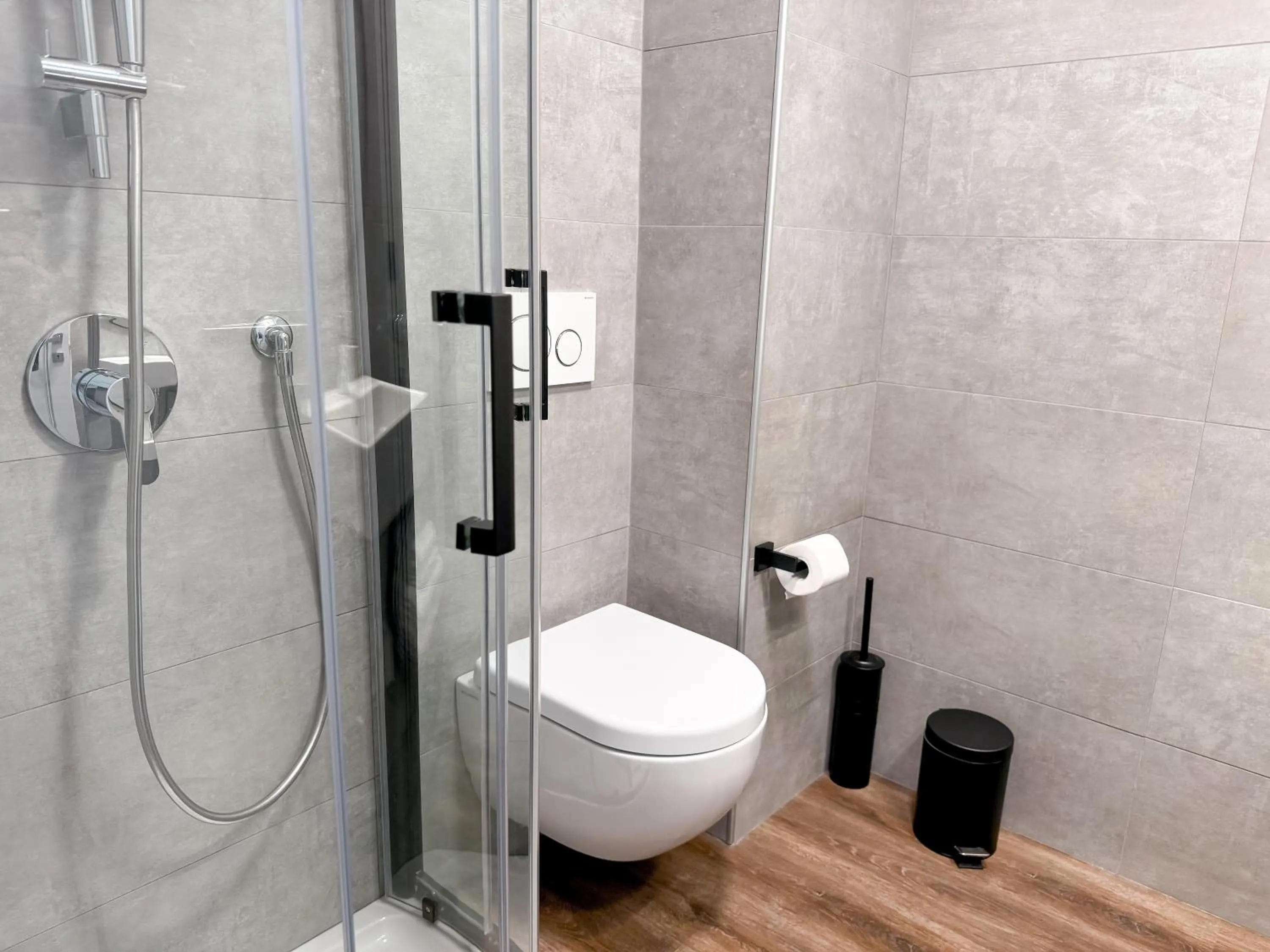 Shower in Villa Paola B&B