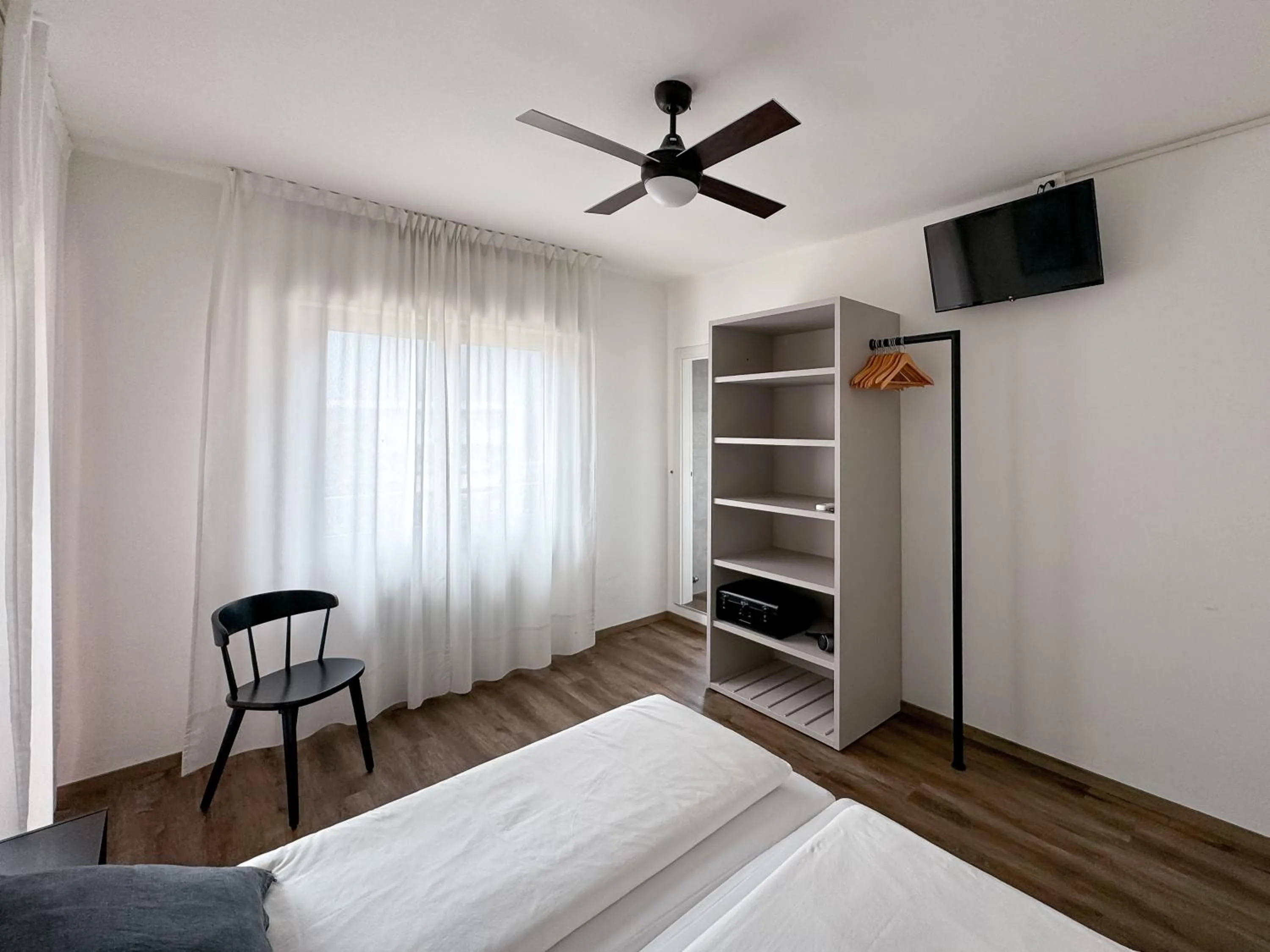 TV and multimedia, Bed in Villa Paola B&B