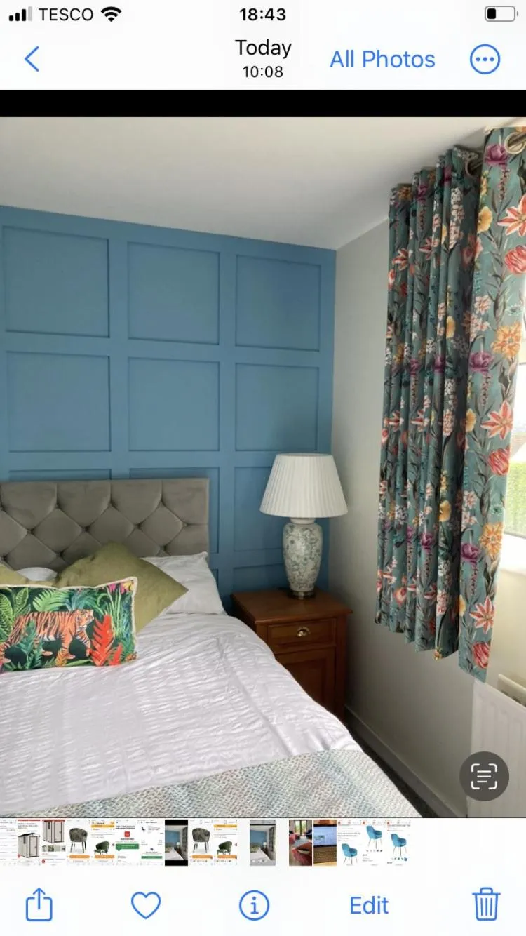 Bed in Overdale Motel