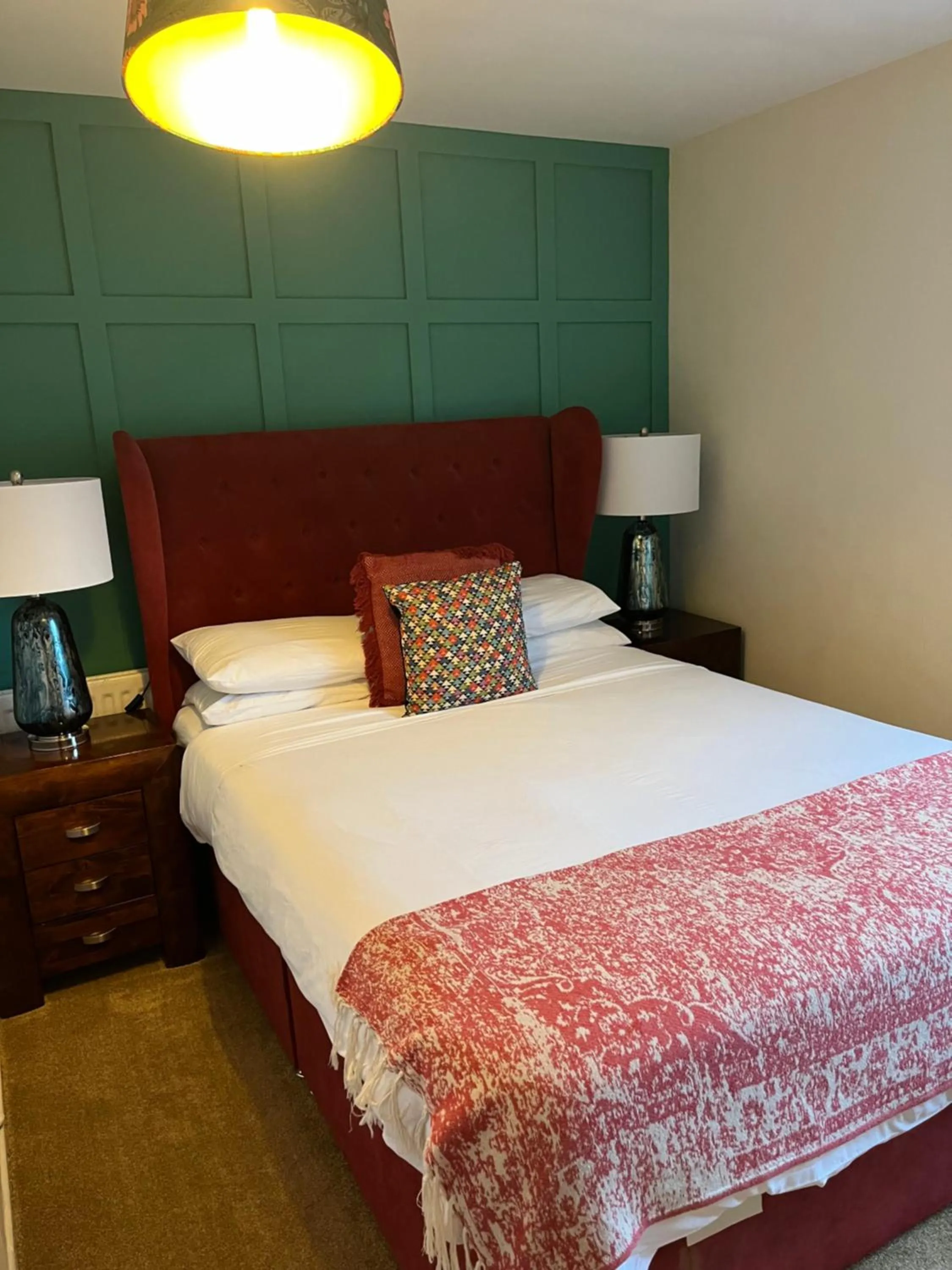 Bed in Overdale Motel