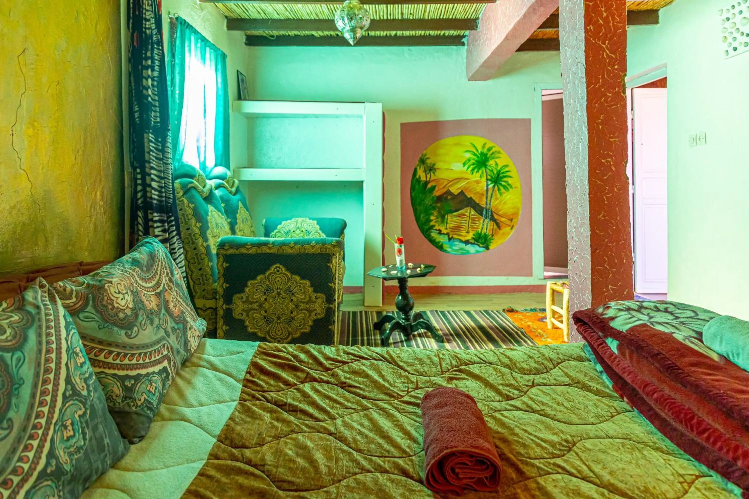 Photo of the whole room, Bed in Auberge Aain Nakhla