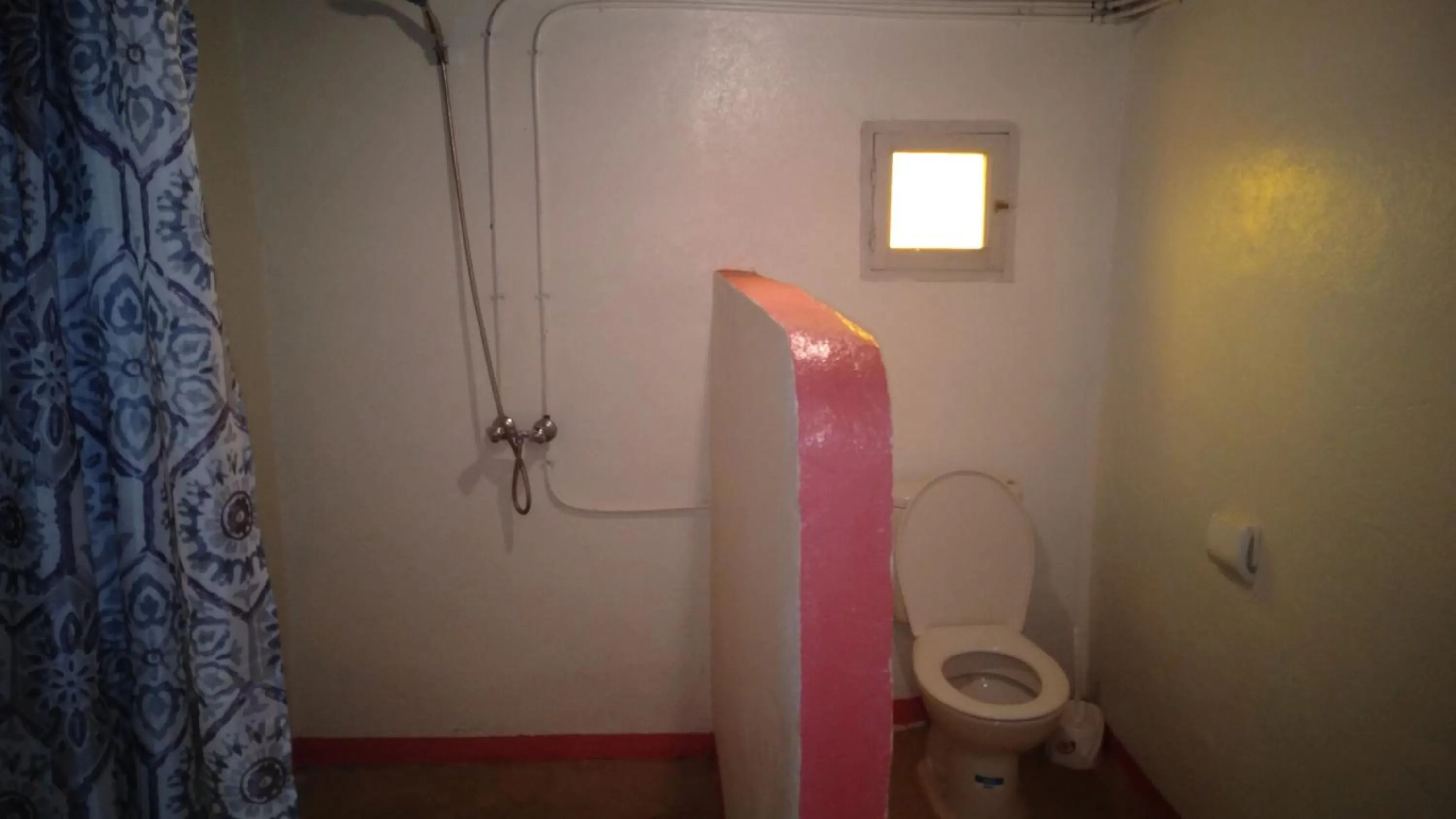 Bathroom in Auberge Aain Nakhla
