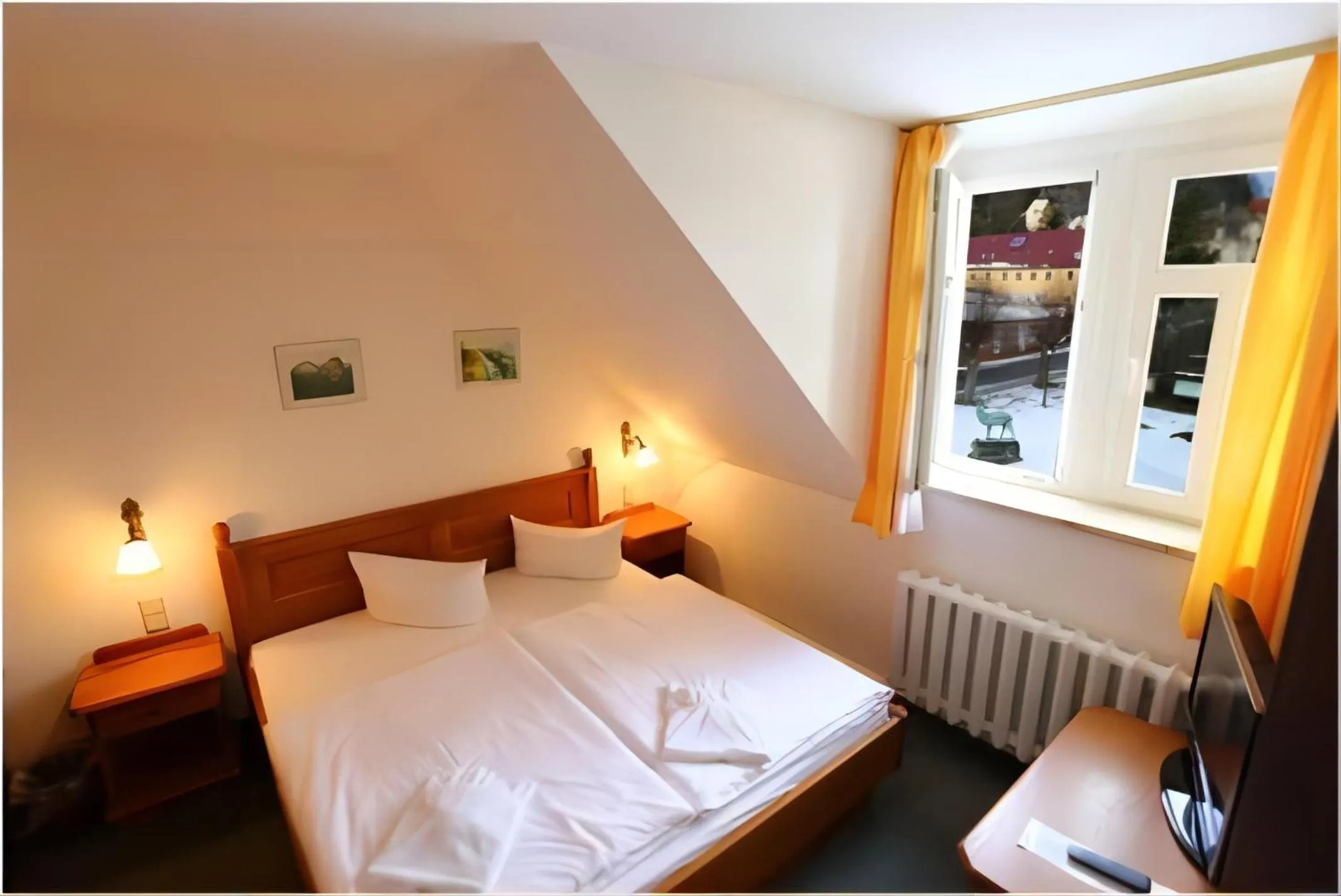 Bedroom, Bed in Parkhotel Forsthaus