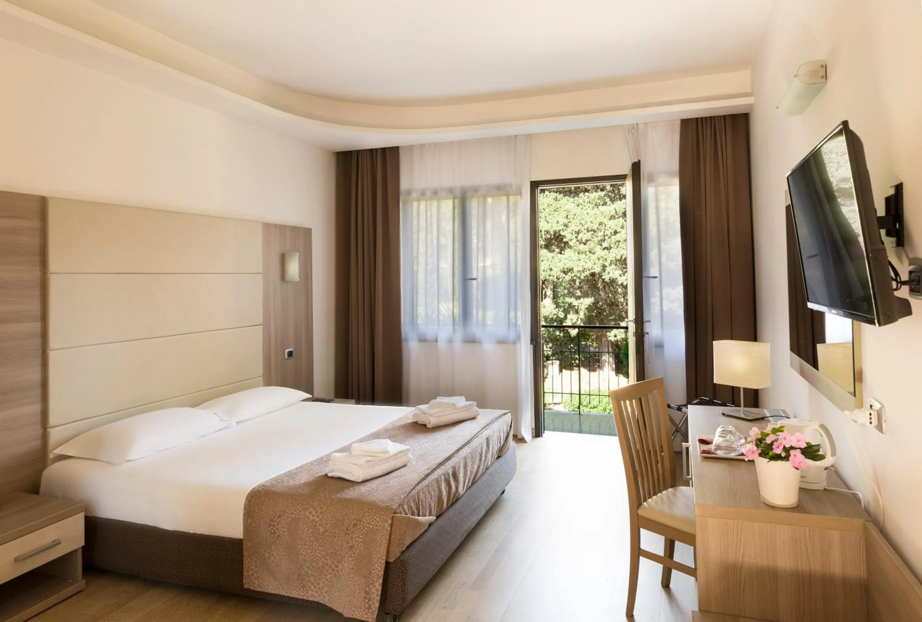 Bed in Hotel Boomerang