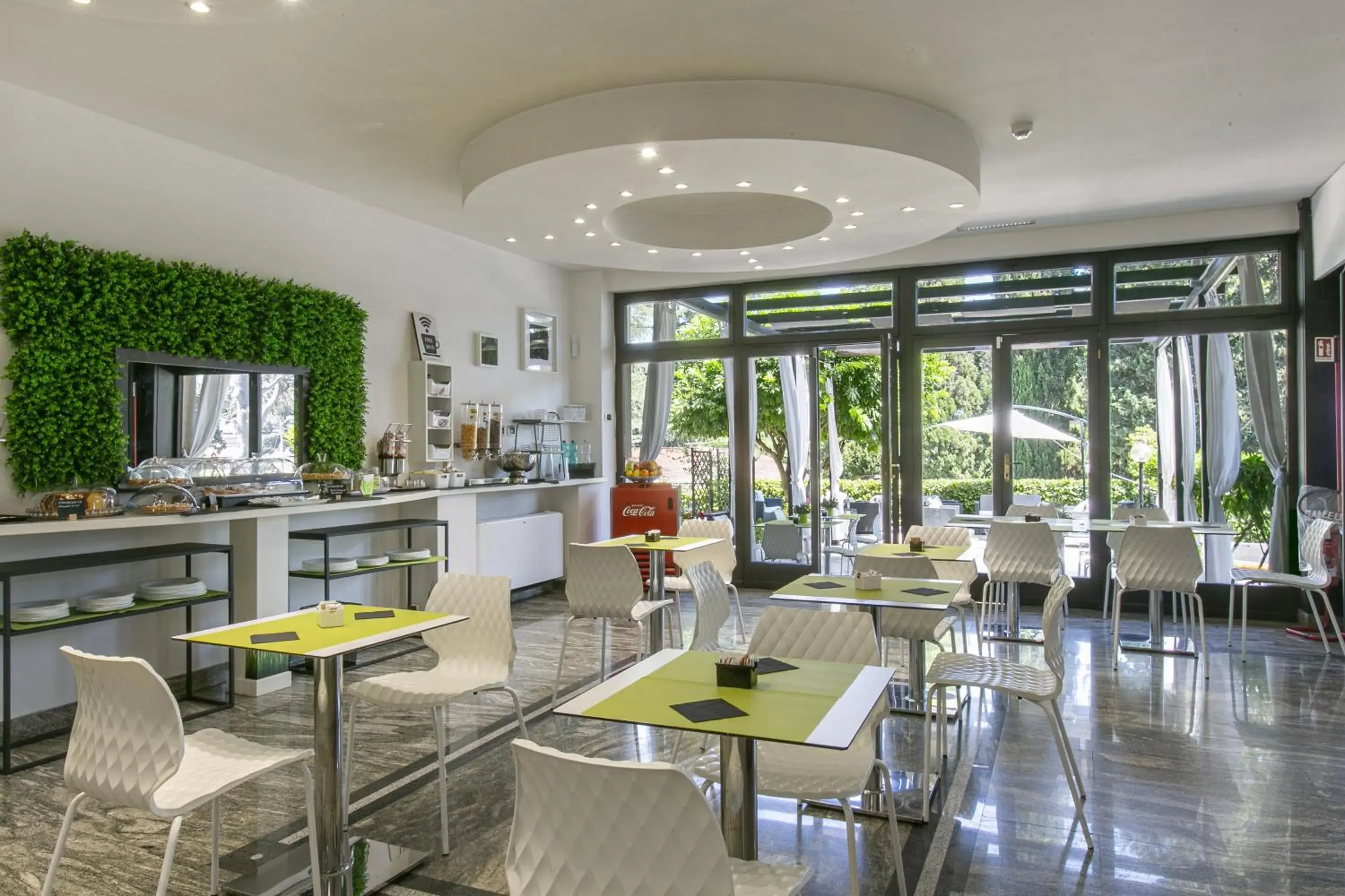 Lounge or bar in Hotel Boomerang Lounge or bar in Hotel Boomerang