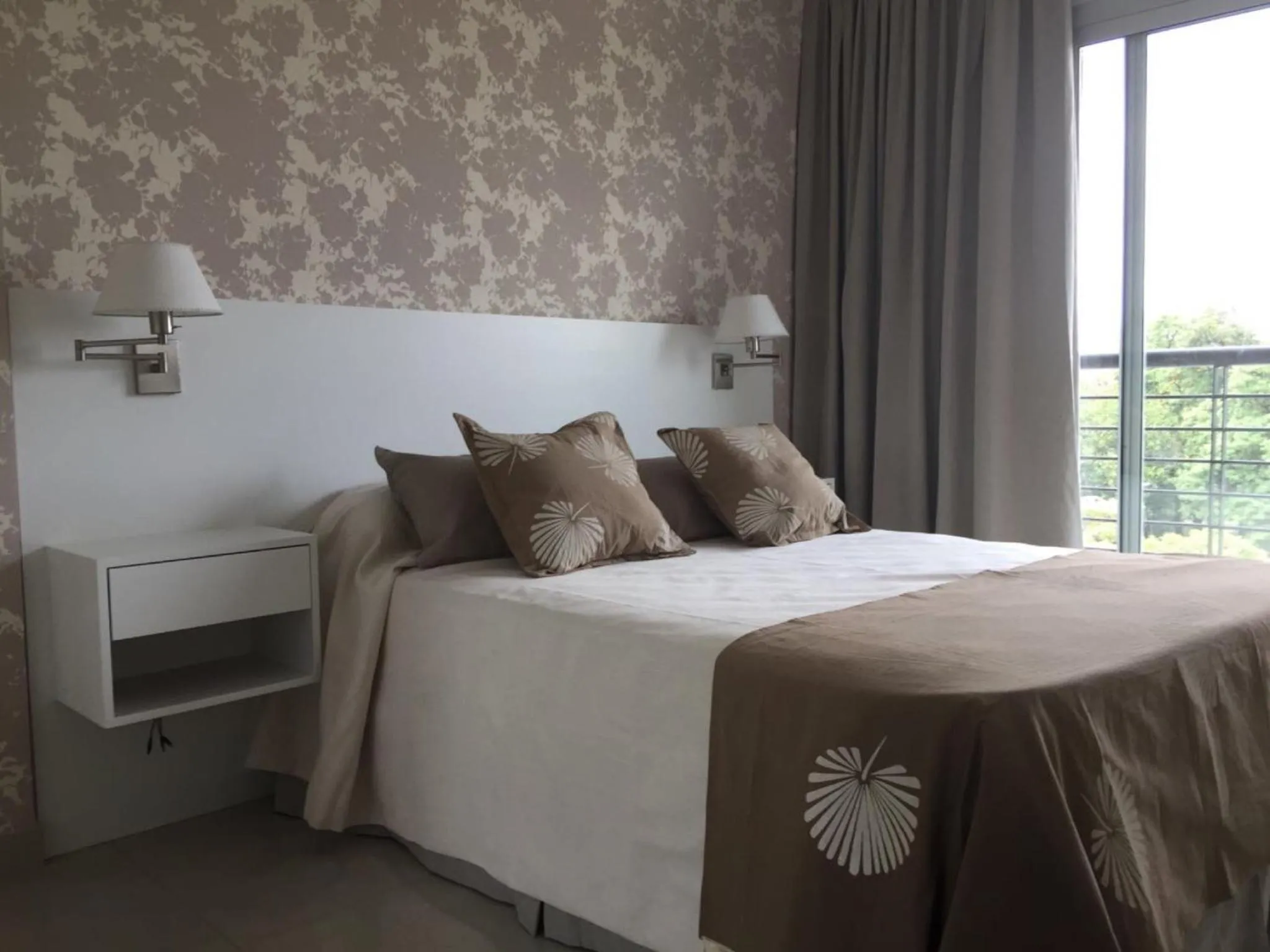 One-Bedroom Apartment in Edificio Celedonio Gutiérrez 651
