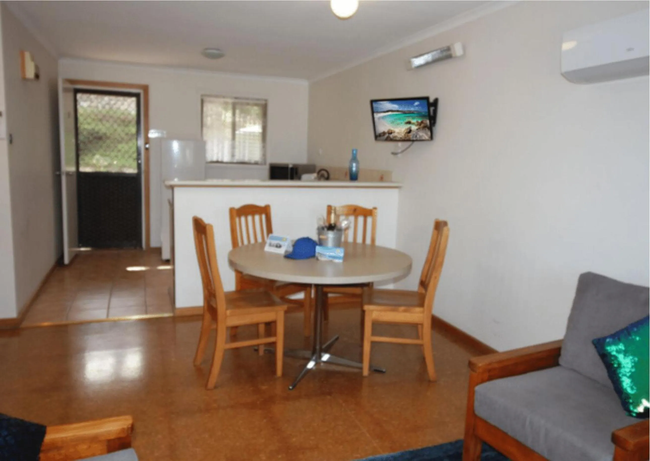 Kitchen or kitchenette in Kangaroo Island Coastal Villas