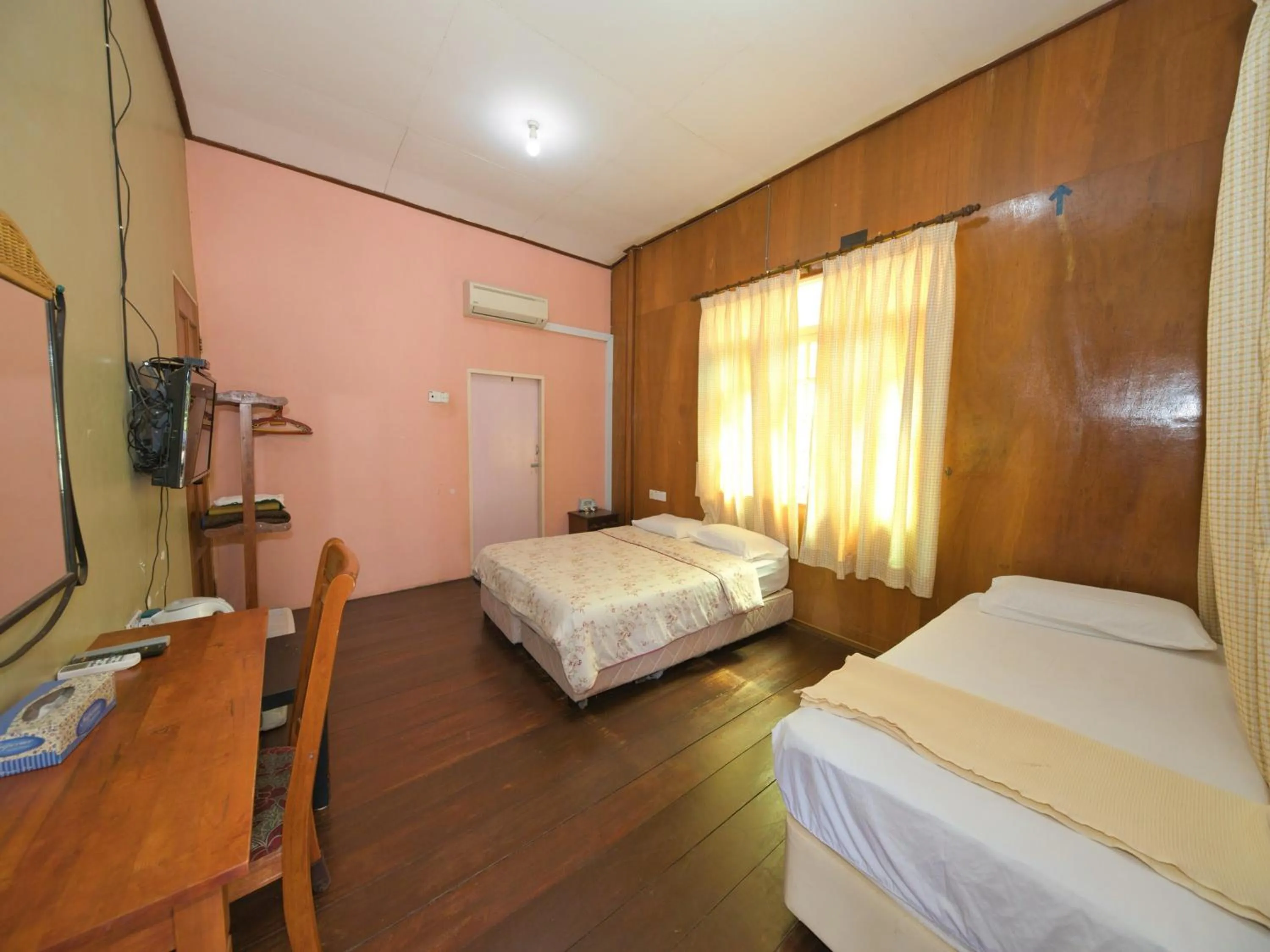 Bedroom, Bed in Hotel O Teratak Samuderakita, Chalet & Guesthouse