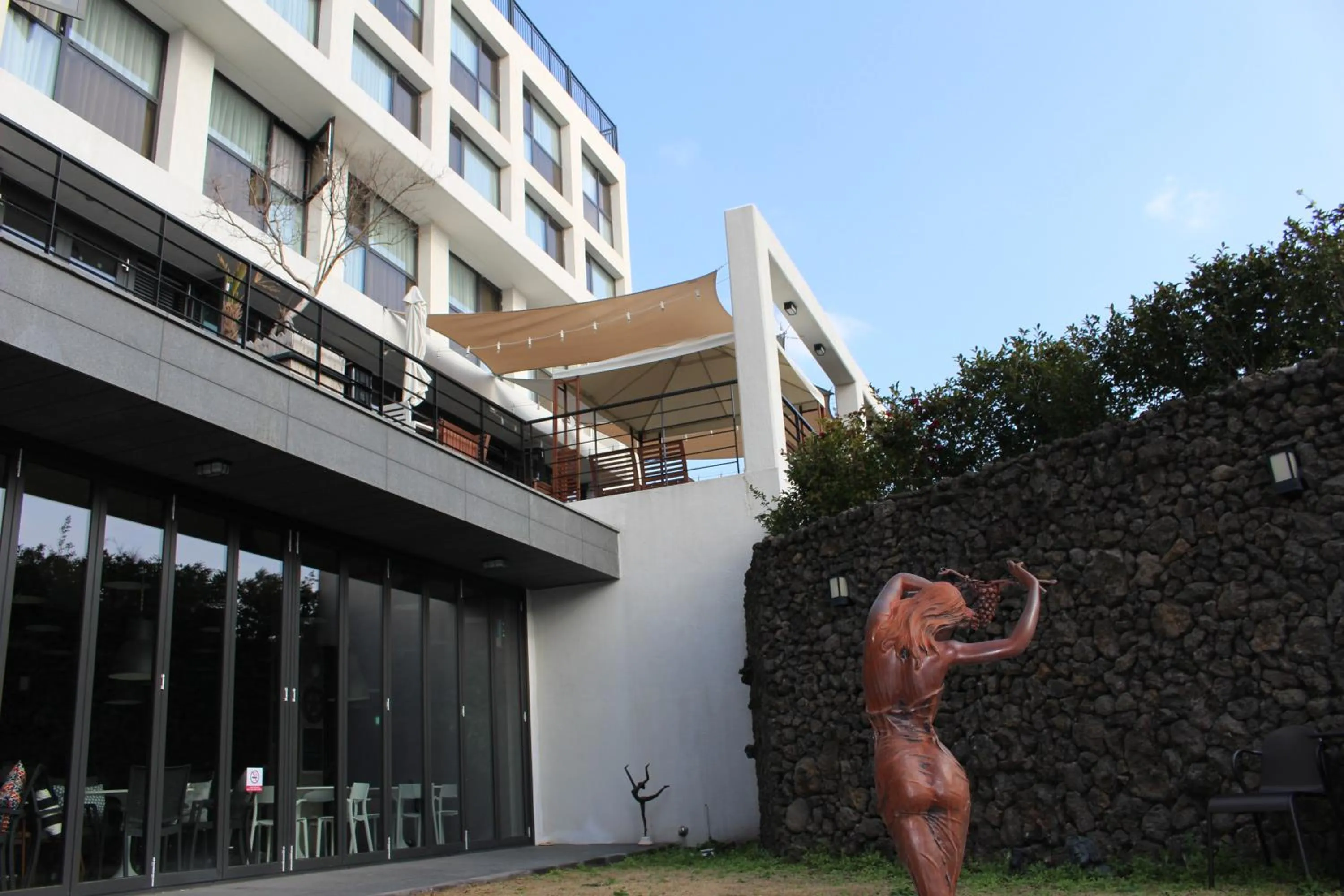 Garden in Hotel Stay Interview Jeju