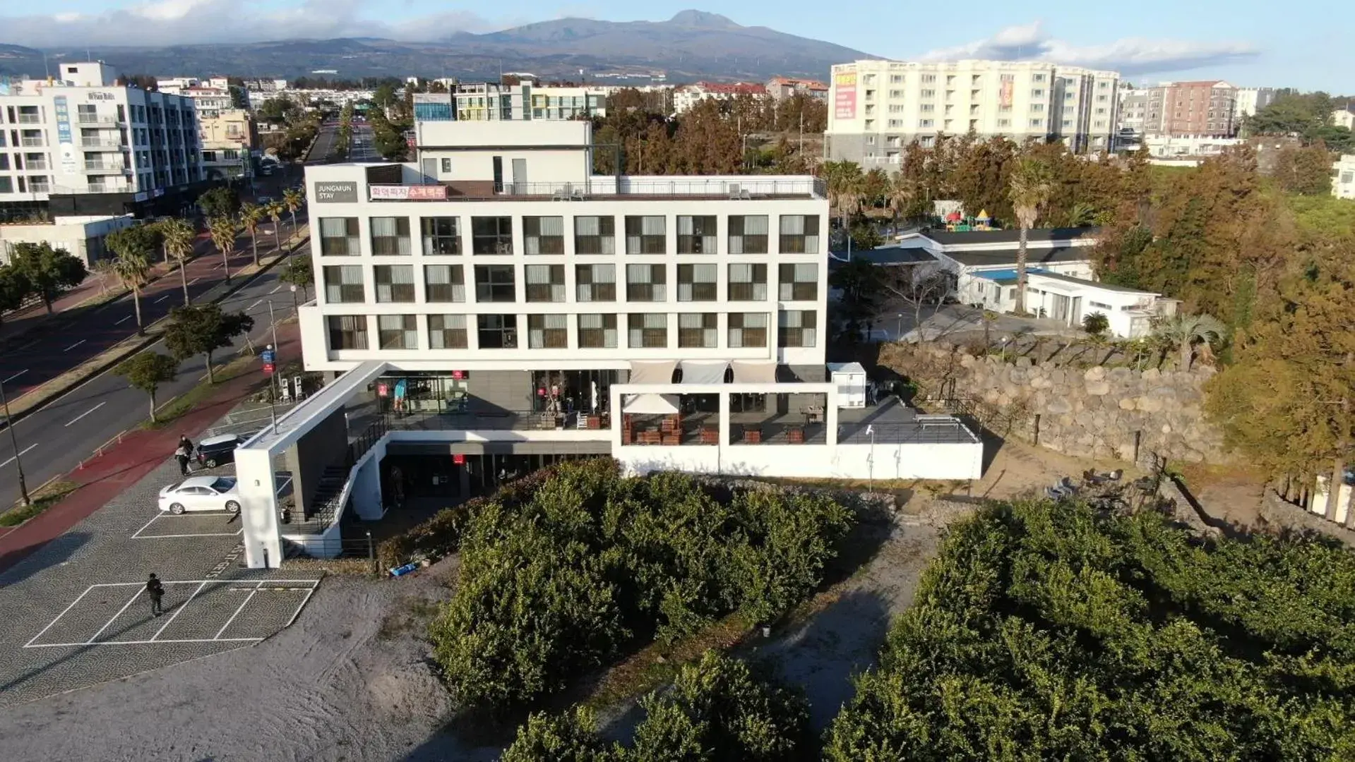 Mountain view in Hotel Stay Interview Jeju Mountain view in Hotel Stay Interview Jeju