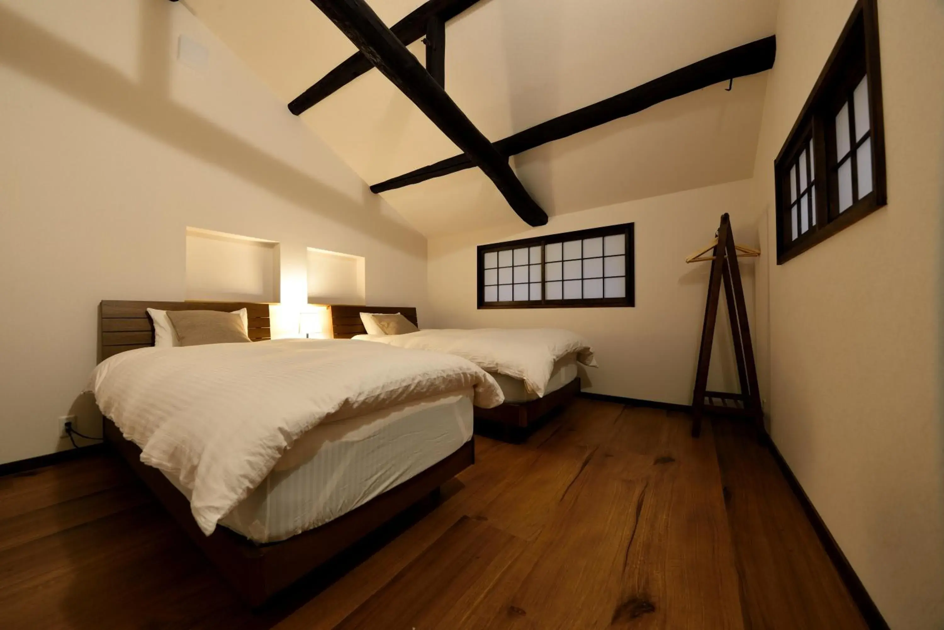 Bedroom, Bed in Machiya Kamo River 7