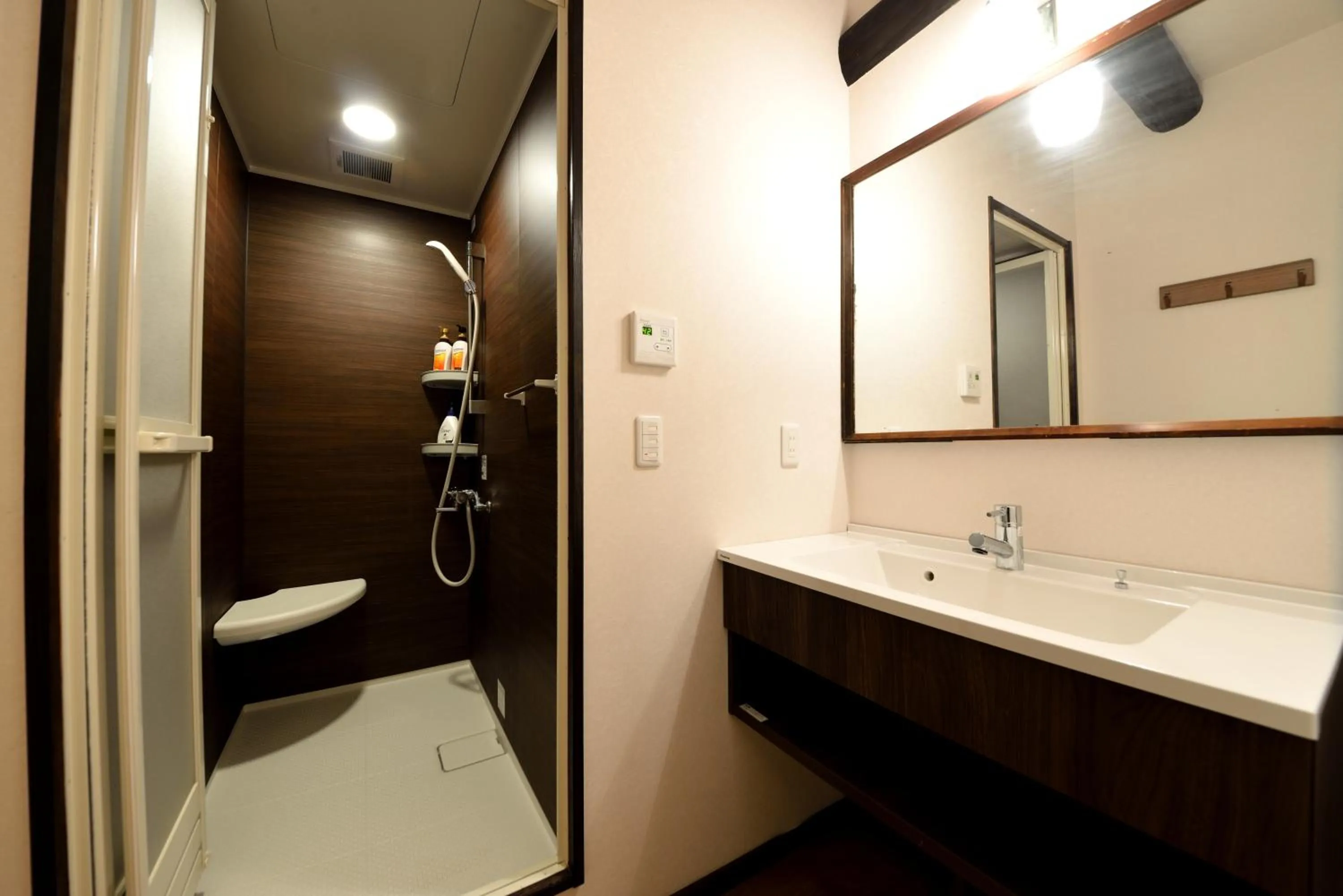 Bathroom in Machiya Kamo River 7