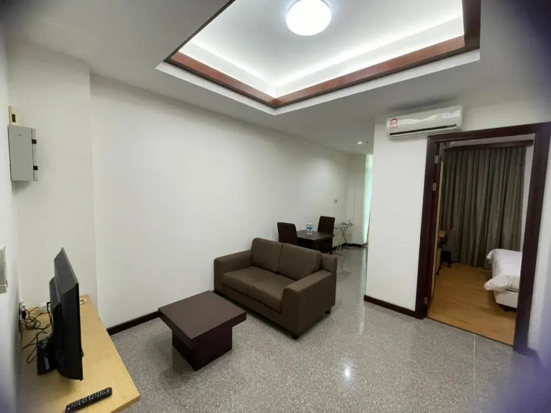 Living room in Bay Resort by Imperial Suites Miri , Diamond Tower Living room in Bay Resort by Imperial Suites Miri , Diamond Tower