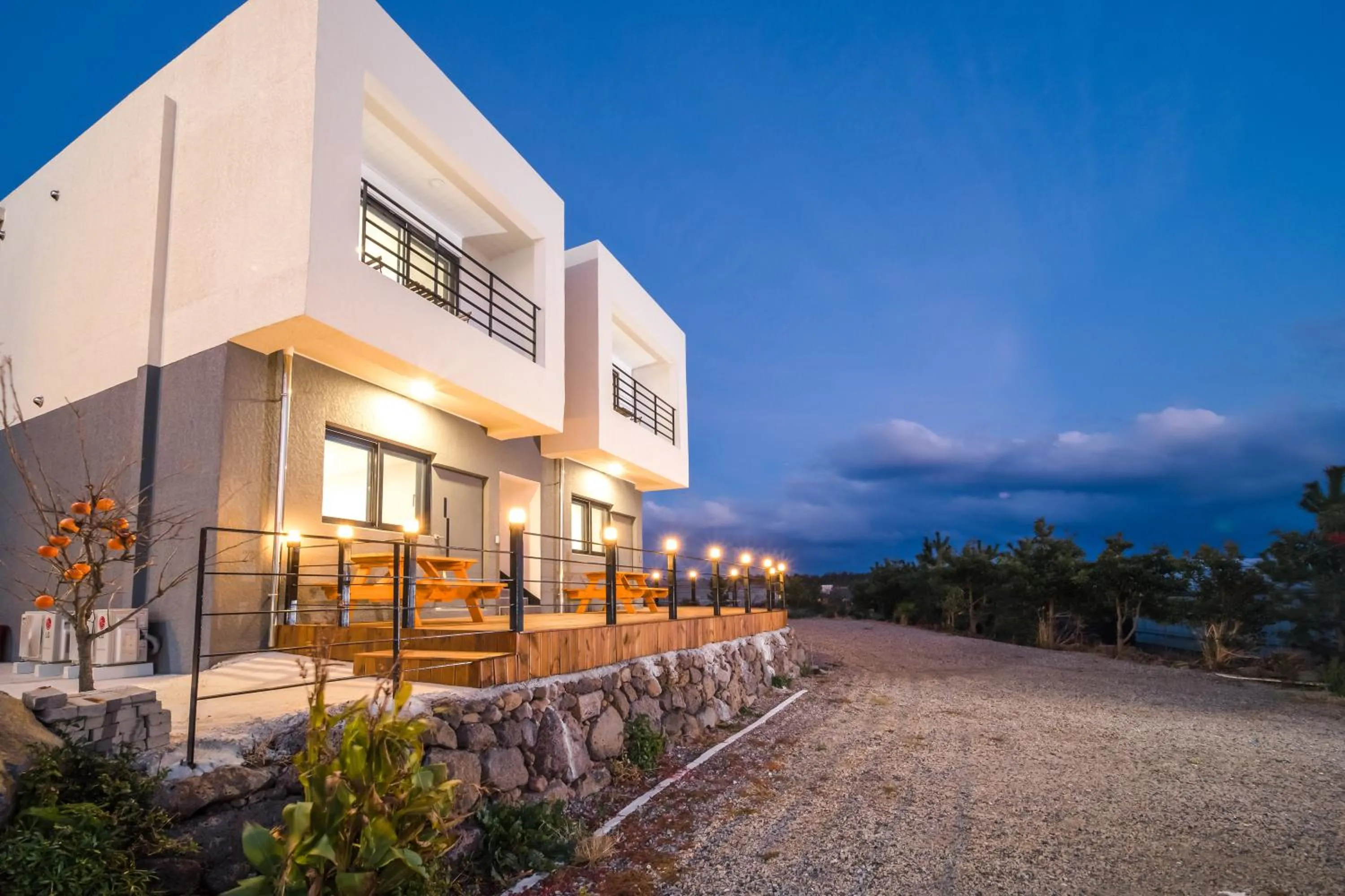 Facade/entrance in Jeju Soo Pension