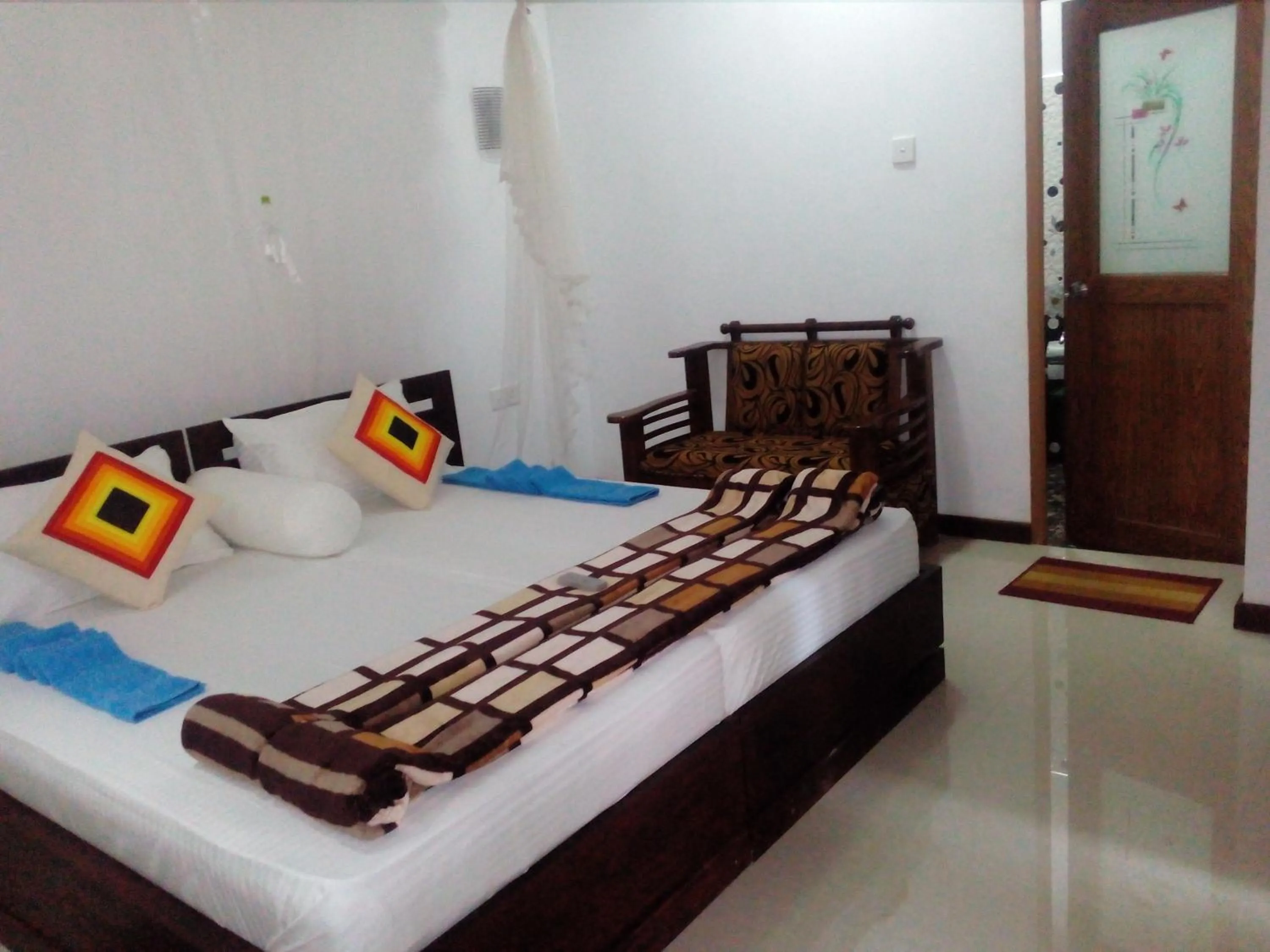 Bedroom, Bed in Little Cottage