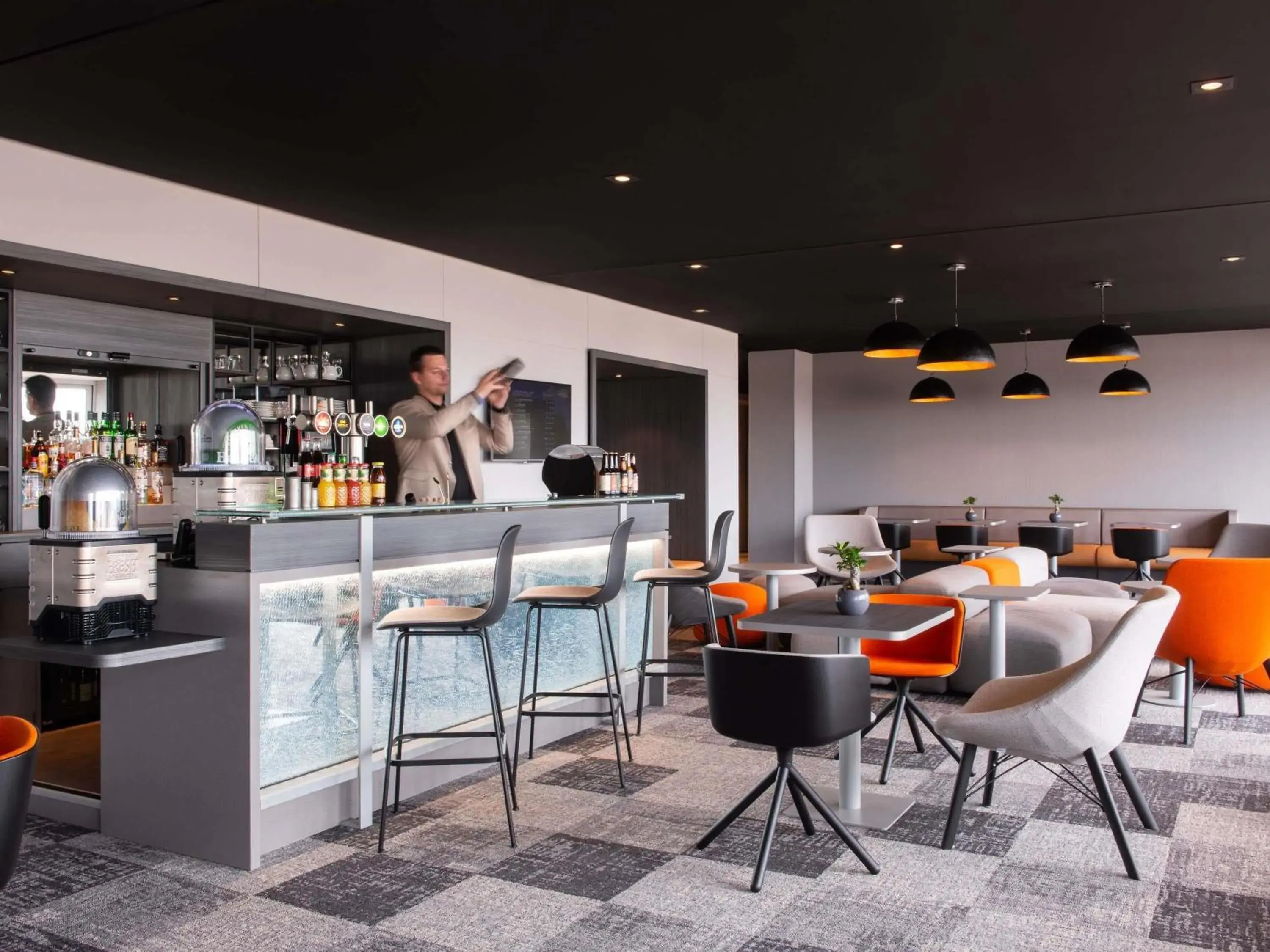 Property building in Mercure Dieppe La Présidence Property building in Mercure Dieppe La Présidence