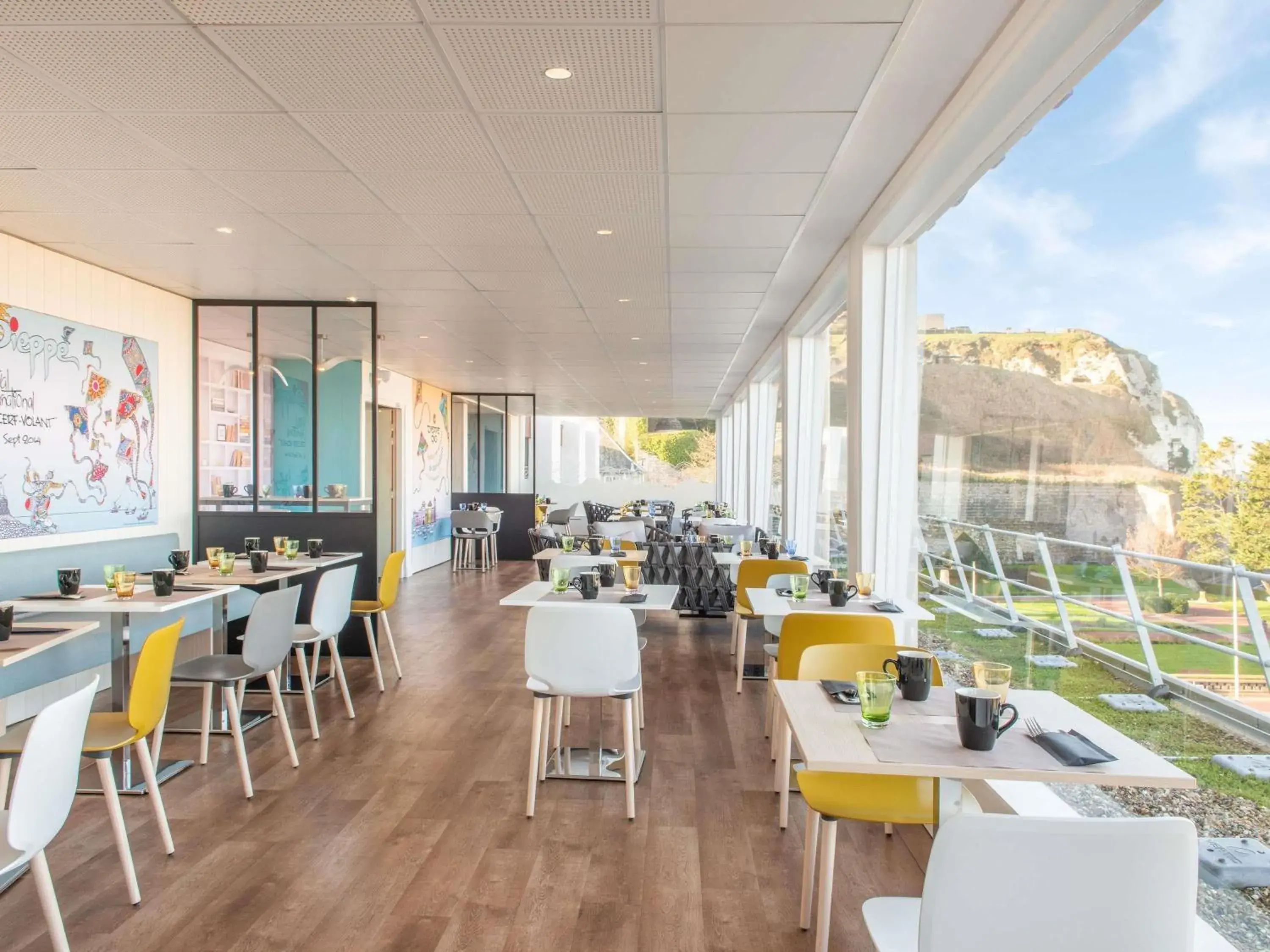 Property building in Mercure Dieppe La Présidence Property building in Mercure Dieppe La Présidence