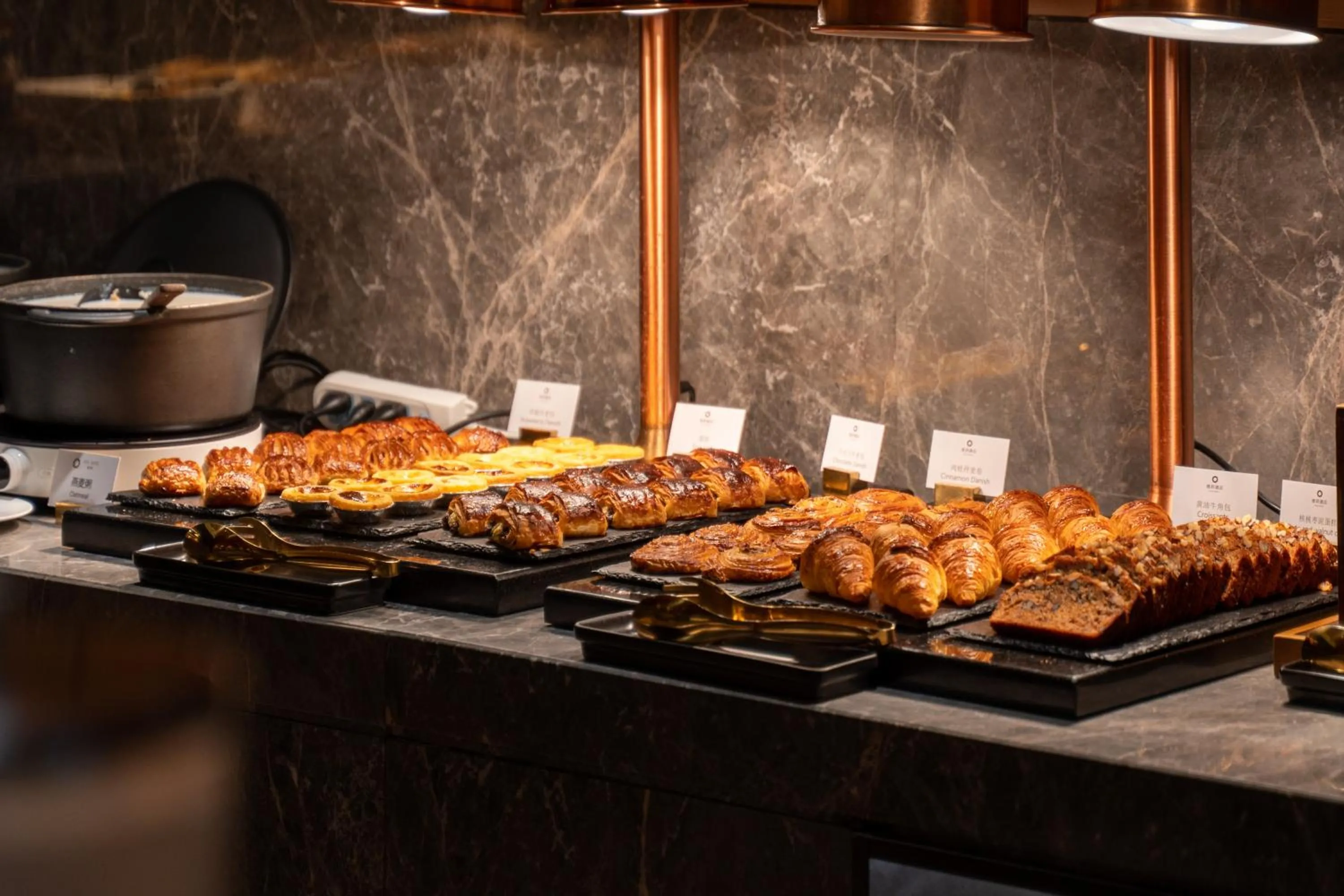 Food in JOYA Hotel Chengdu High Technology