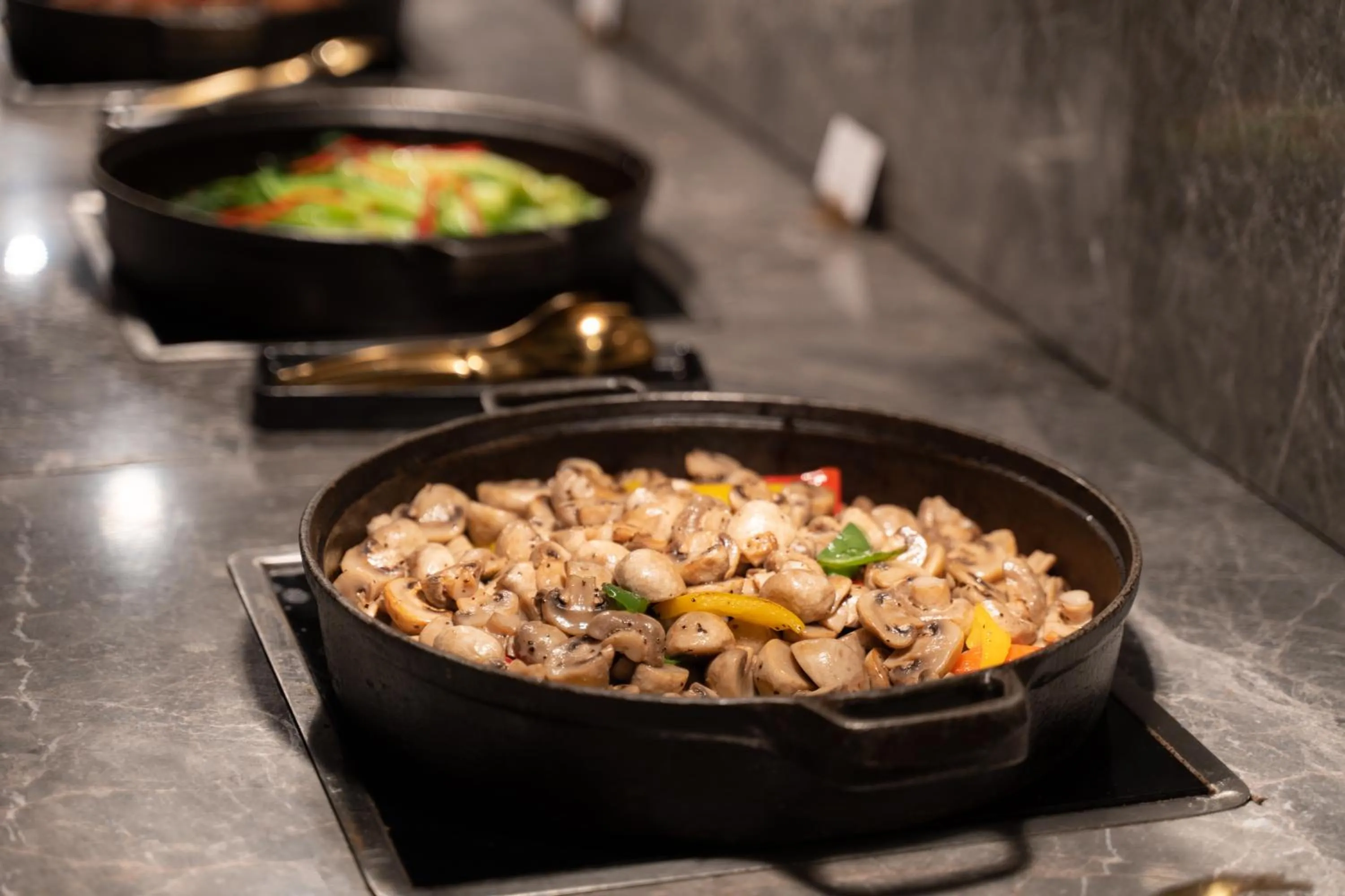 Food and drinks in JOYA Hotel Chengdu High Technology