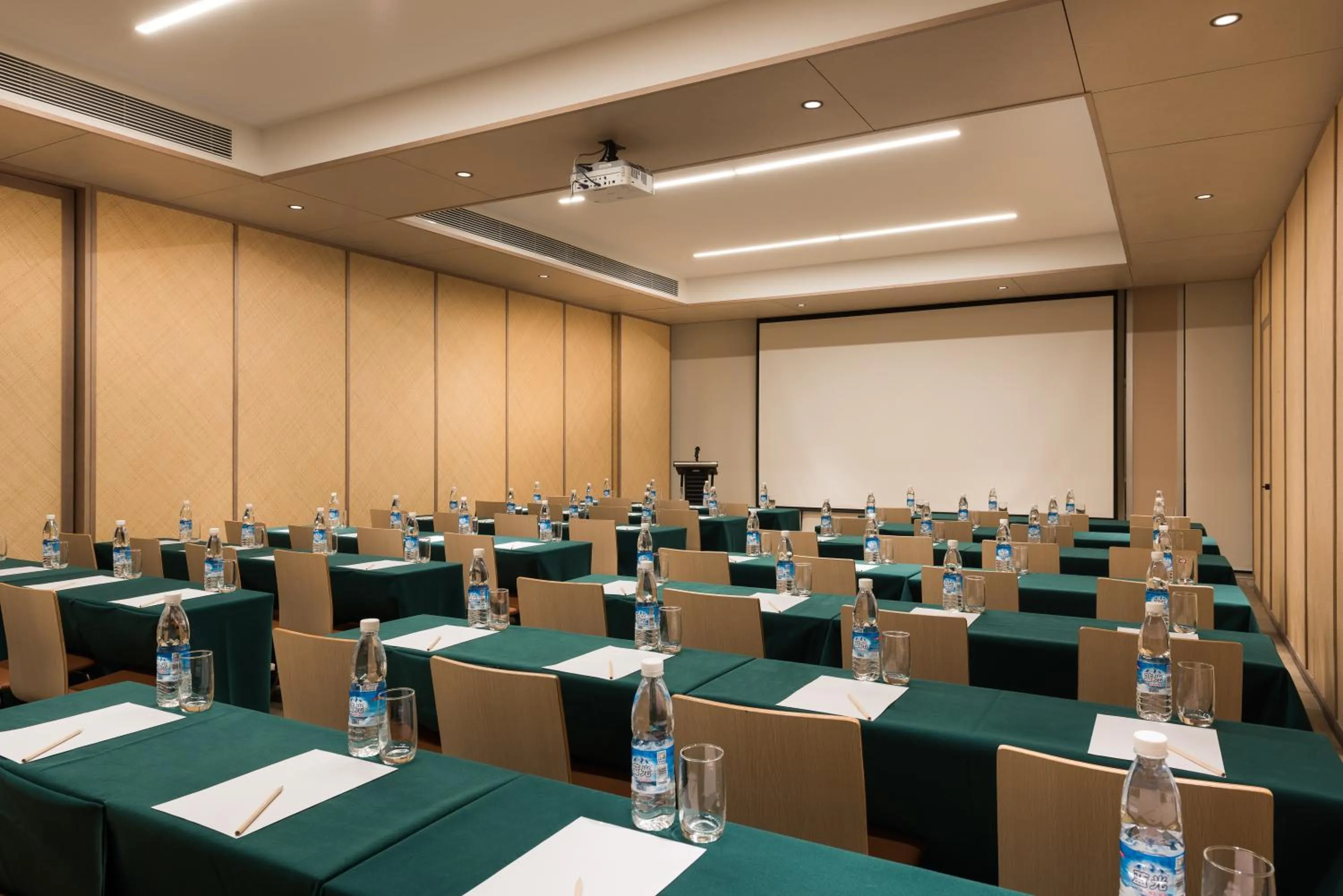 Meeting/conference room in JOYA Hotel Chengdu High Technology