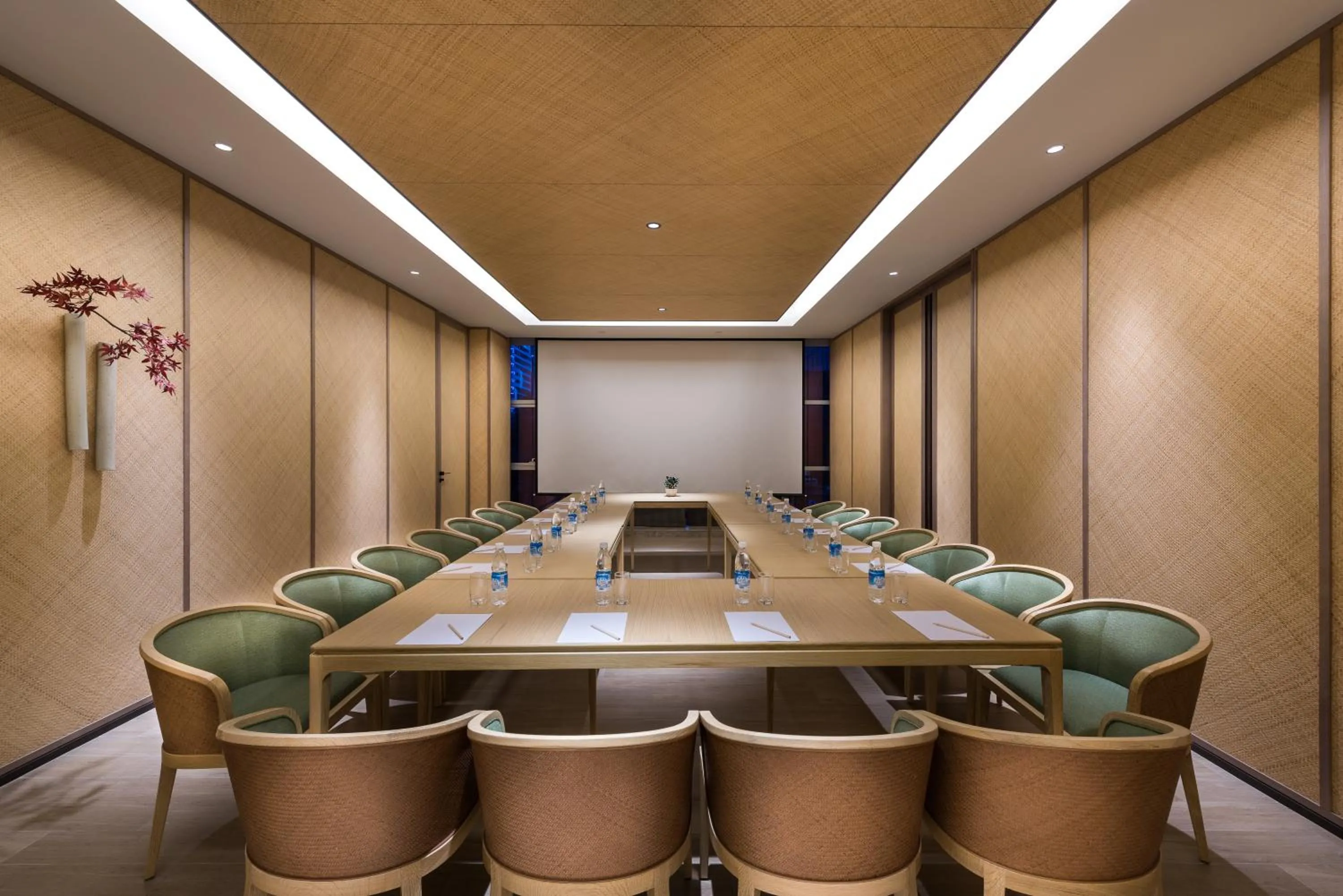 Meeting/conference room in JOYA Hotel Chengdu High Technology