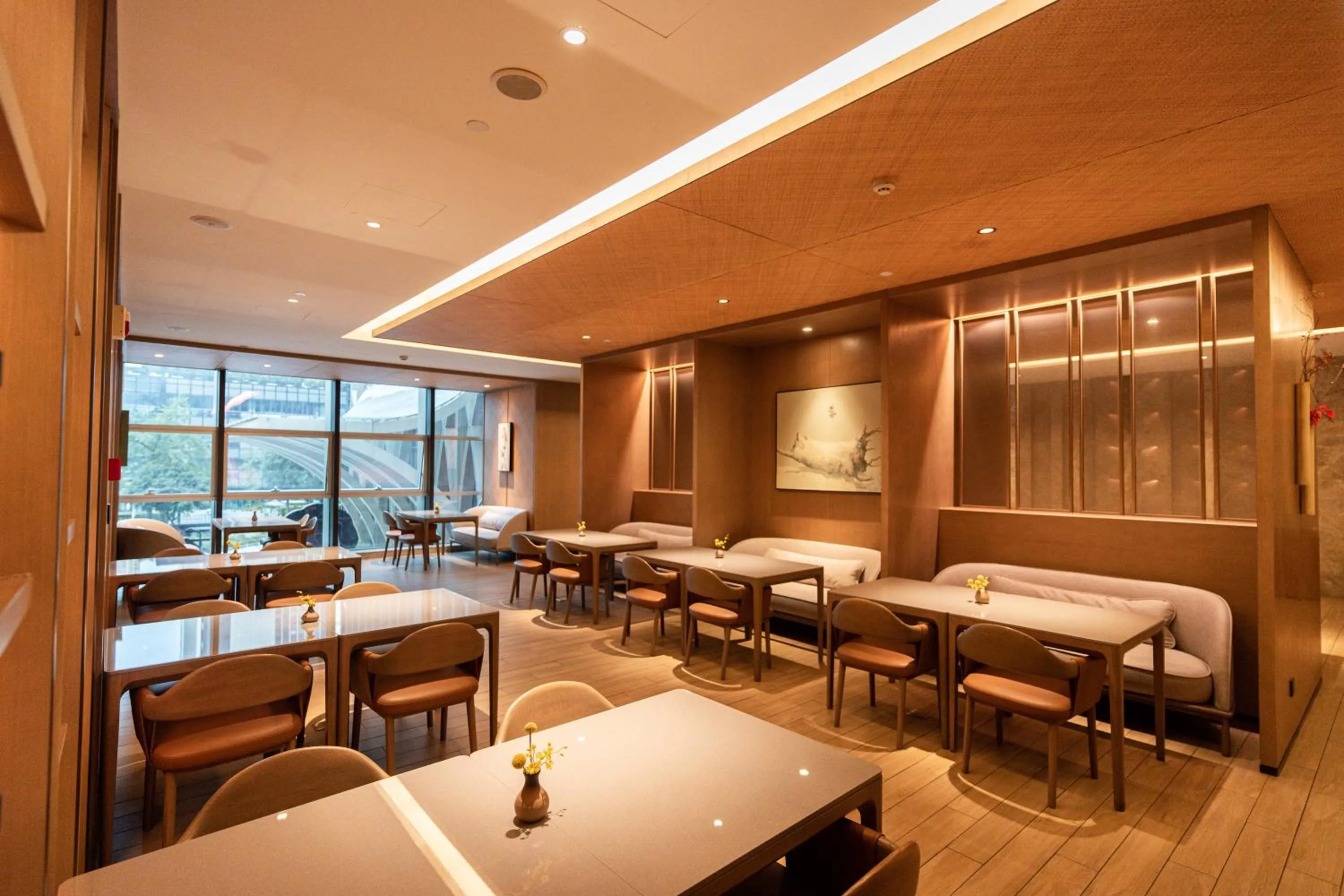 Restaurant/places to eat in JOYA Hotel Chengdu High Technology