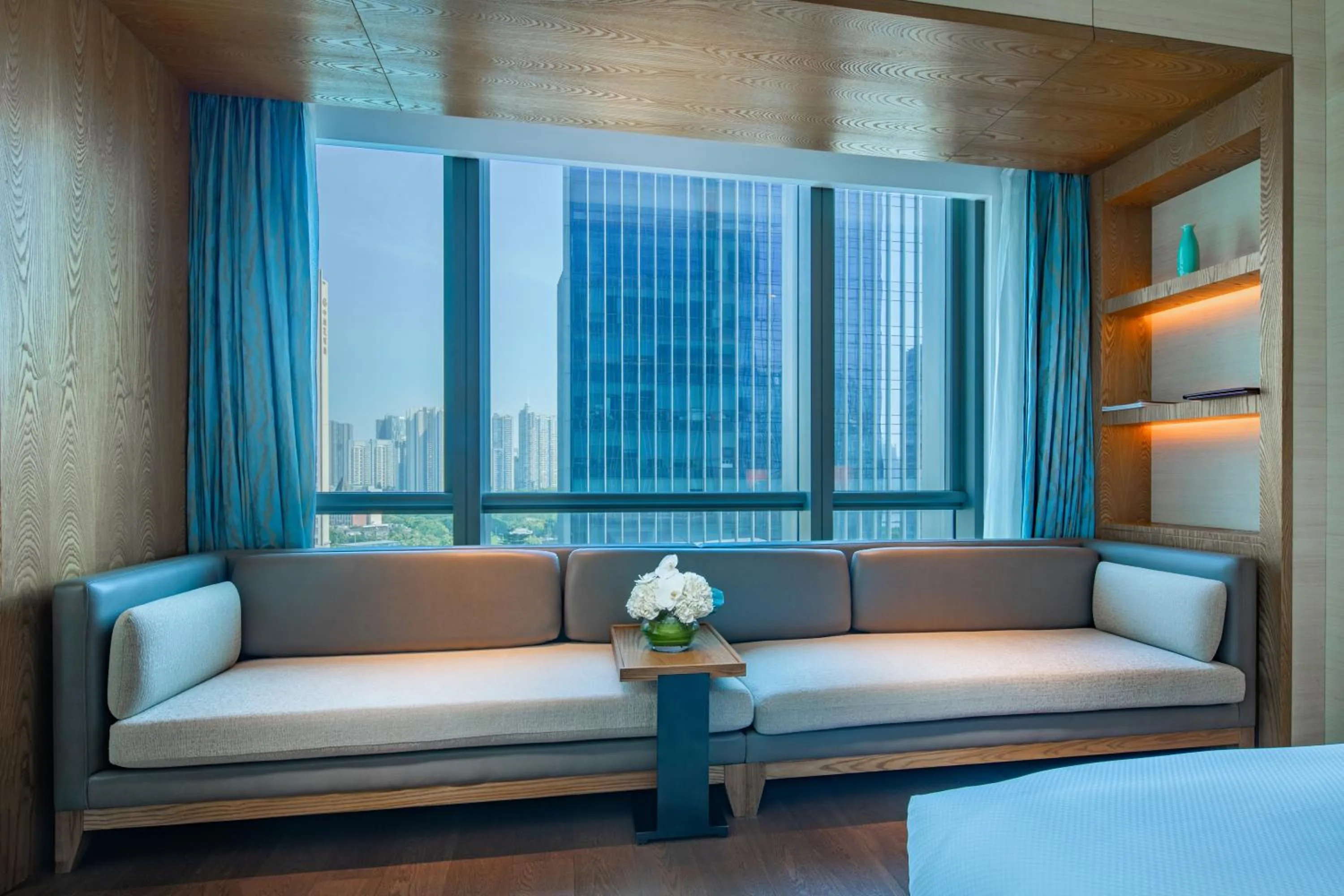 Seating area, Bed in Conrad Guangzhou