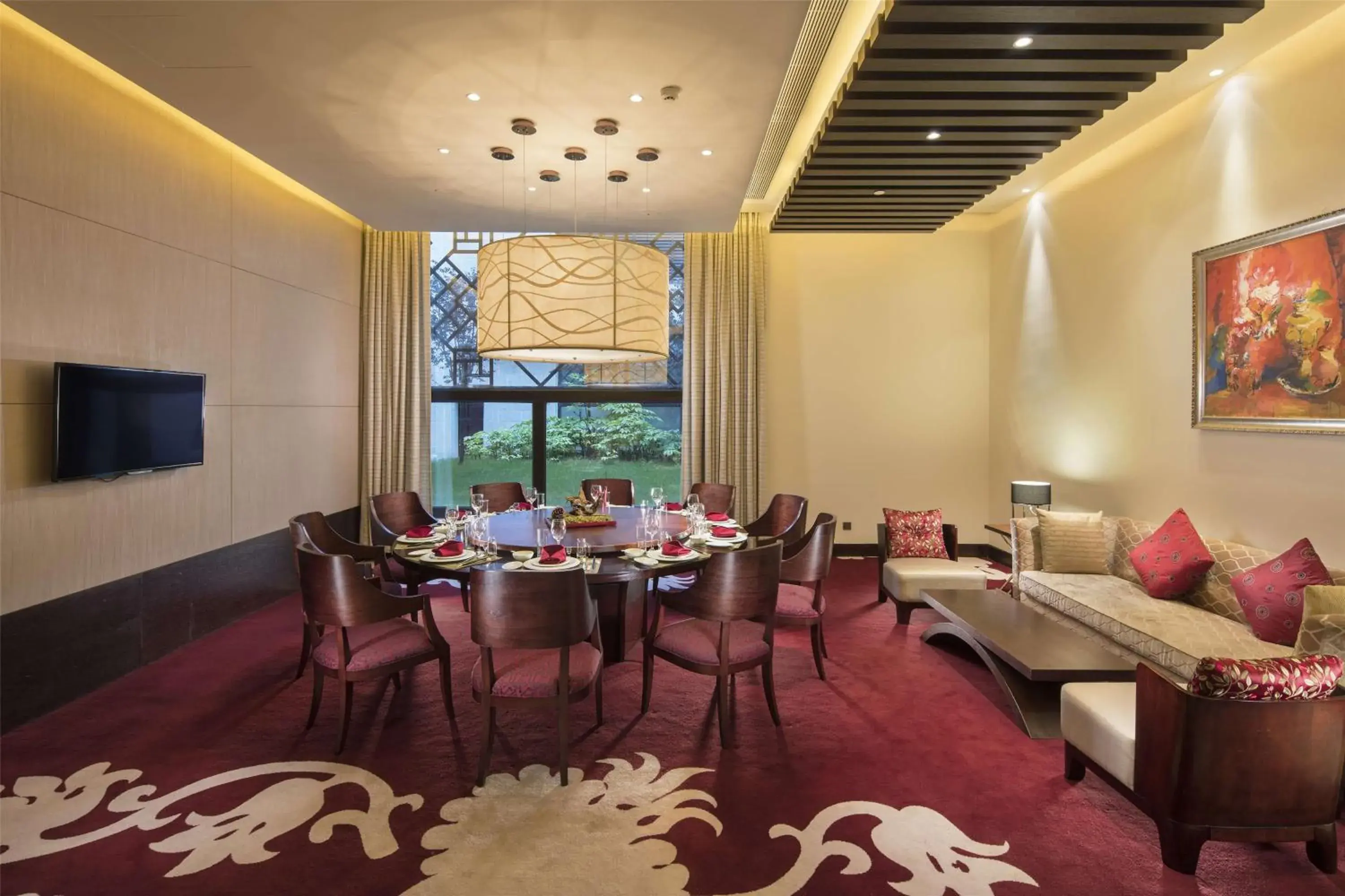 Restaurant/places to eat in Hilton Linzhi Resort Restaurant/places to eat in Hilton Linzhi Resort