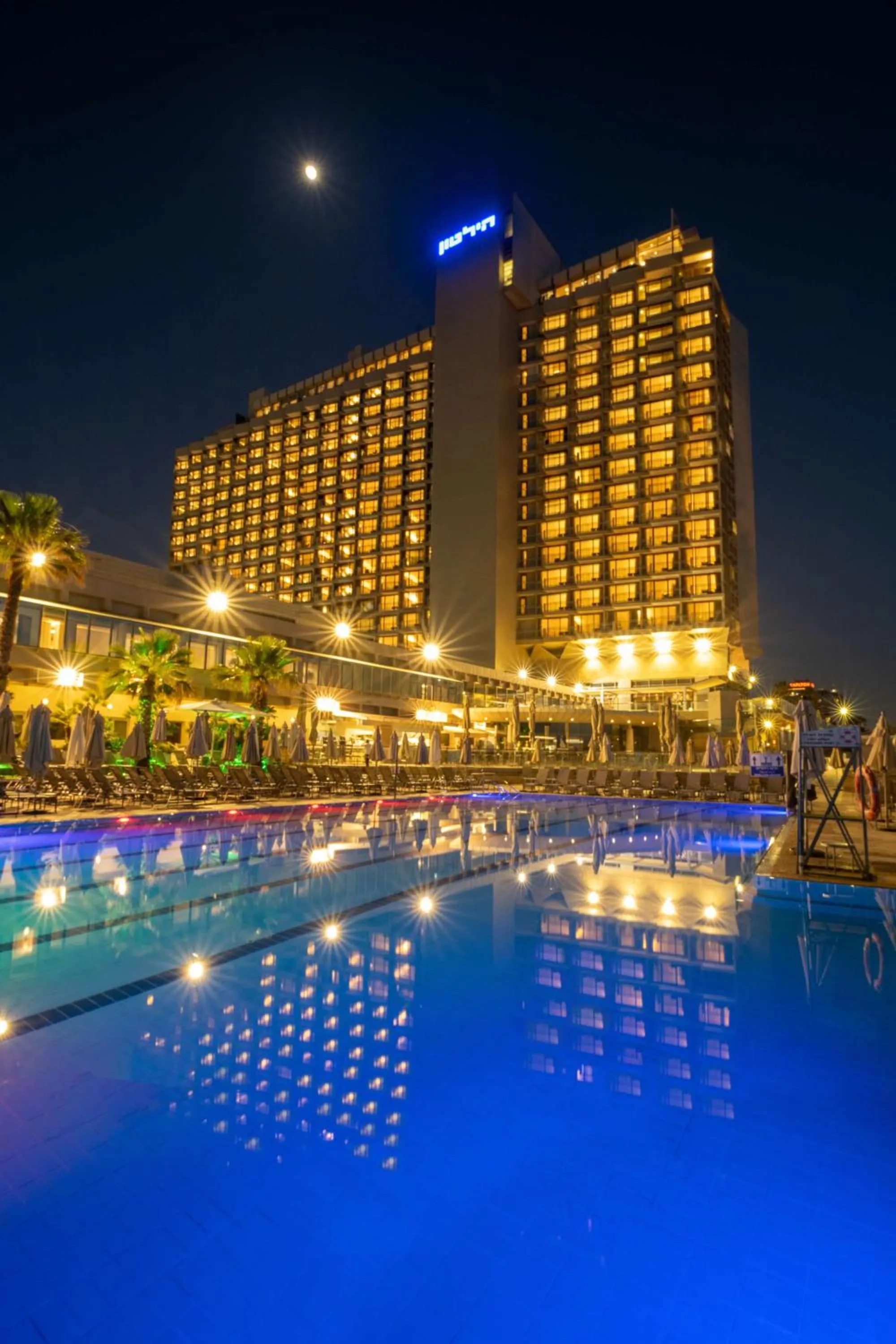 Pool view in The Vista At Hilton Tel Aviv