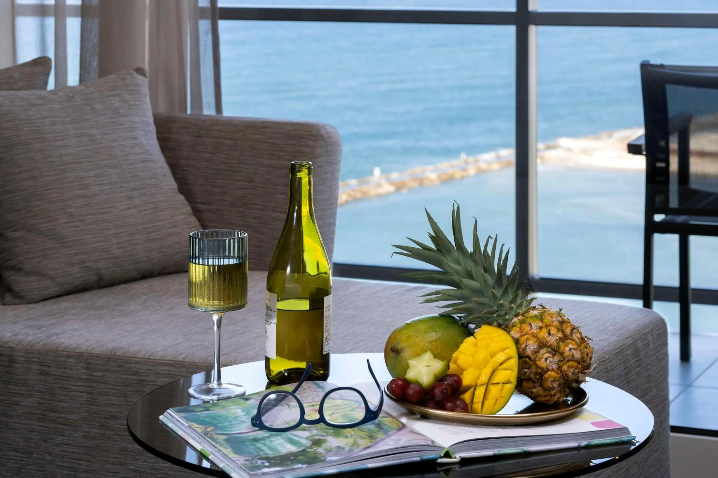 Living room in The Vista At Hilton Tel Aviv