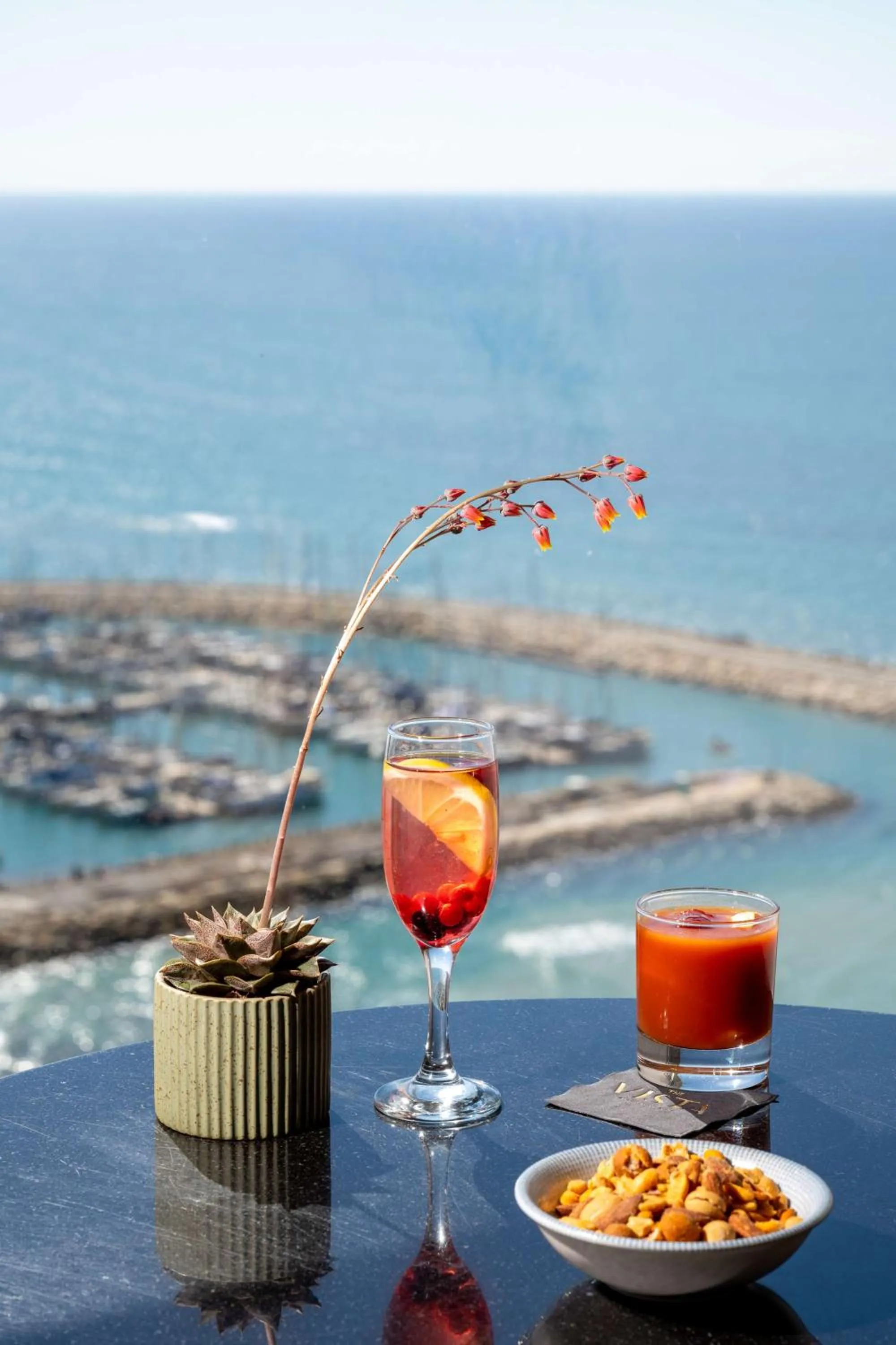 Dining area in The Vista At Hilton Tel Aviv