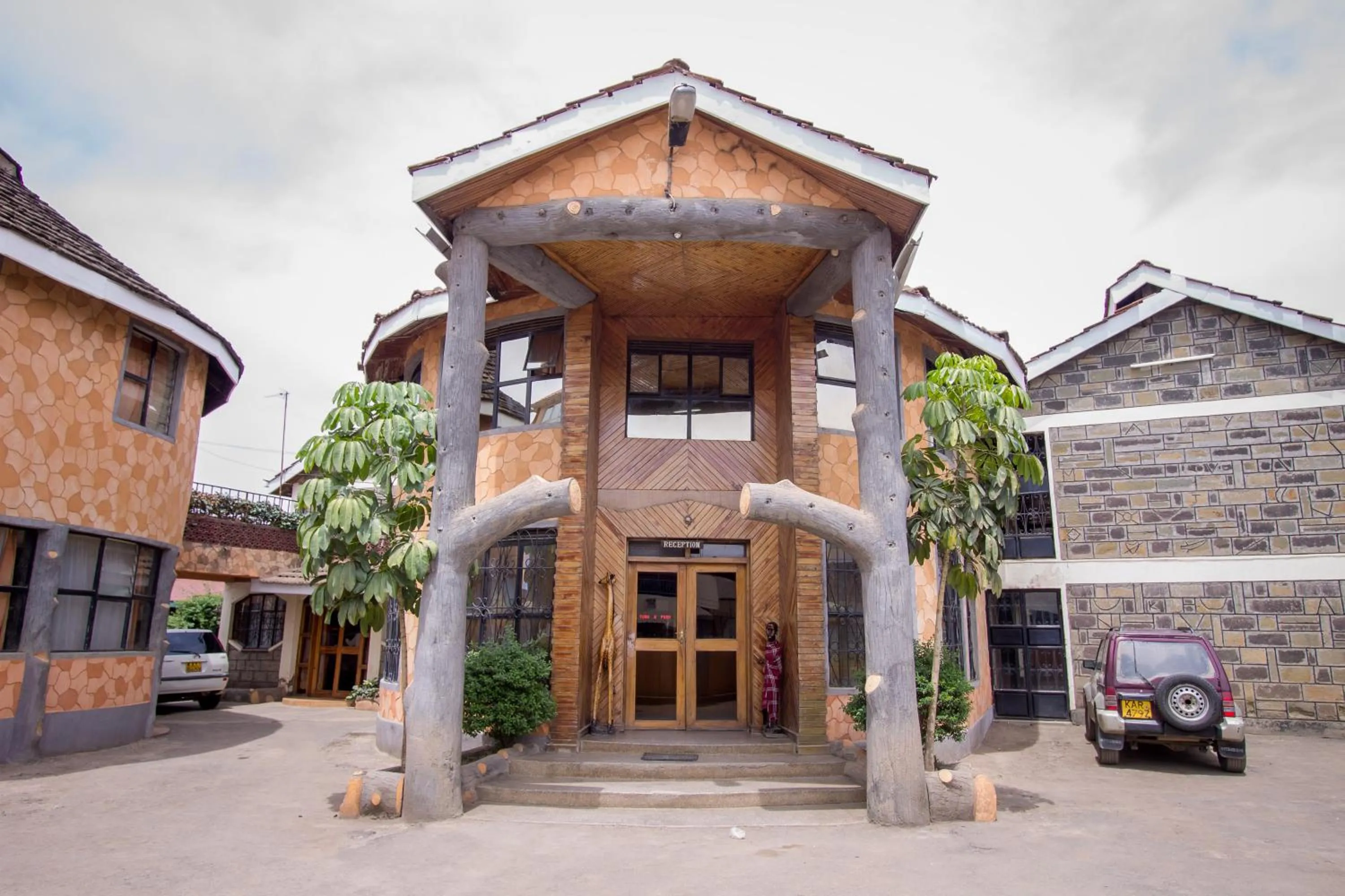 Facade/entrance in Hotel Genevieve