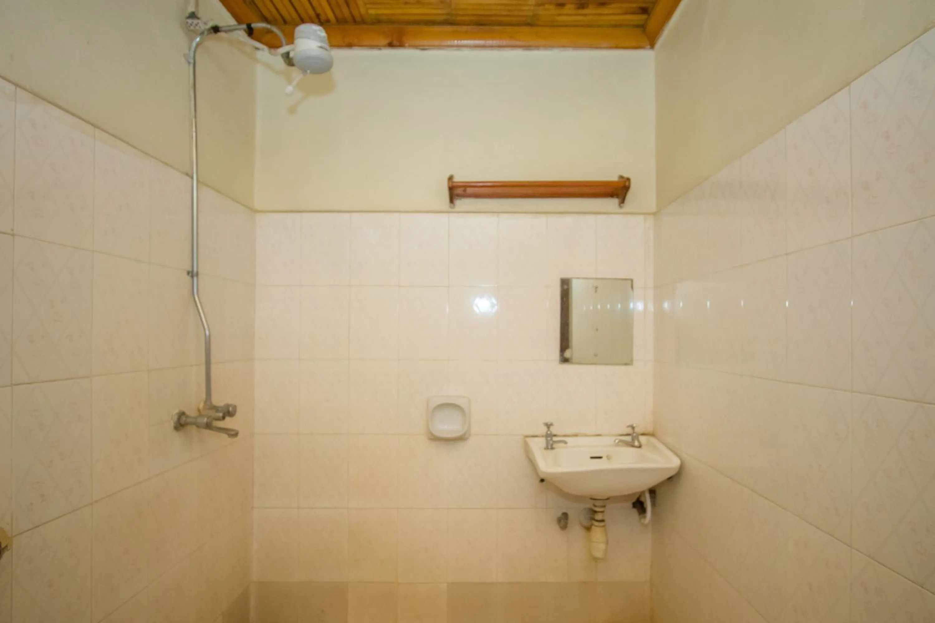 Bathroom in Hotel Genevieve