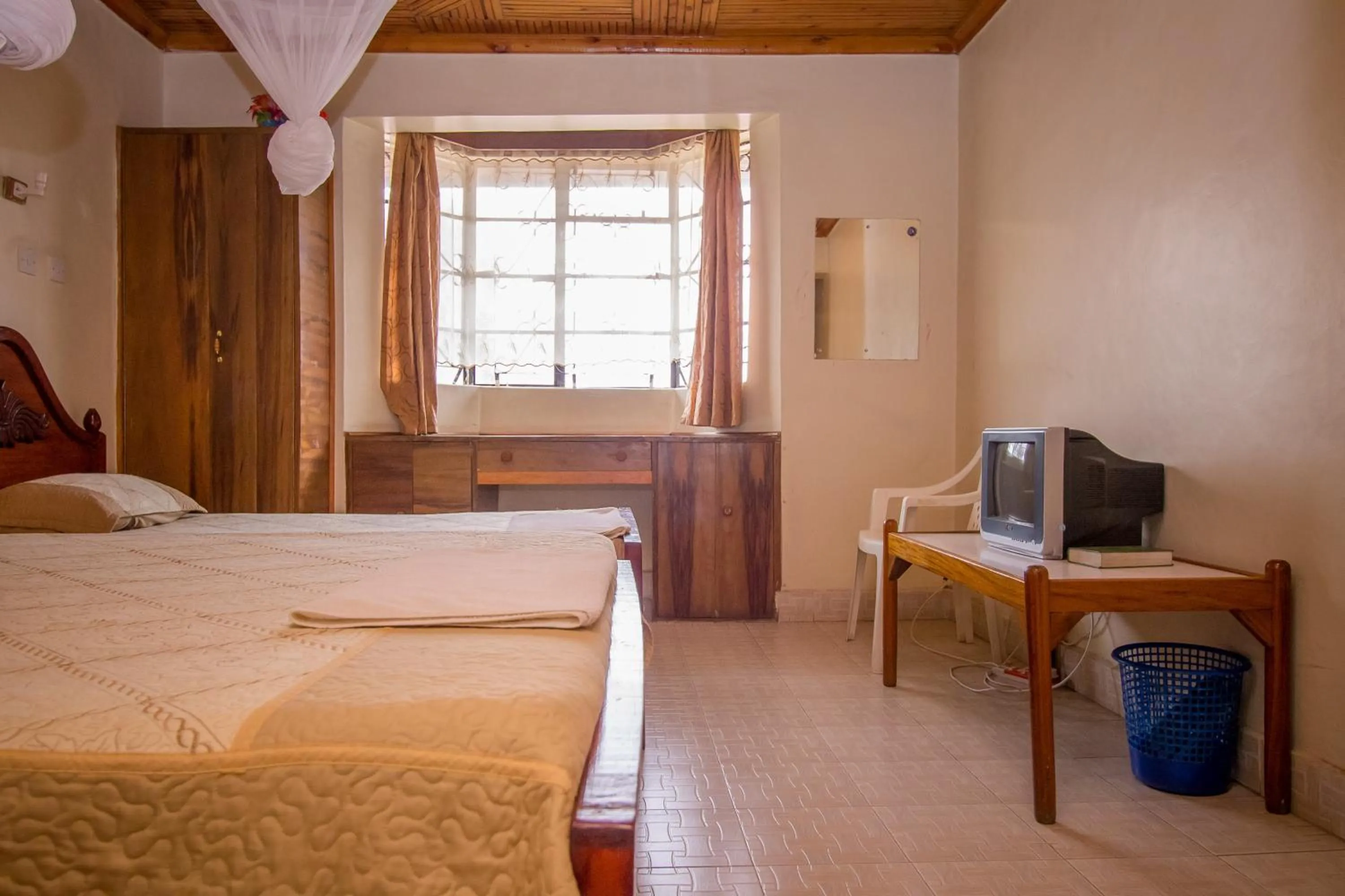 Bed in Hotel Genevieve