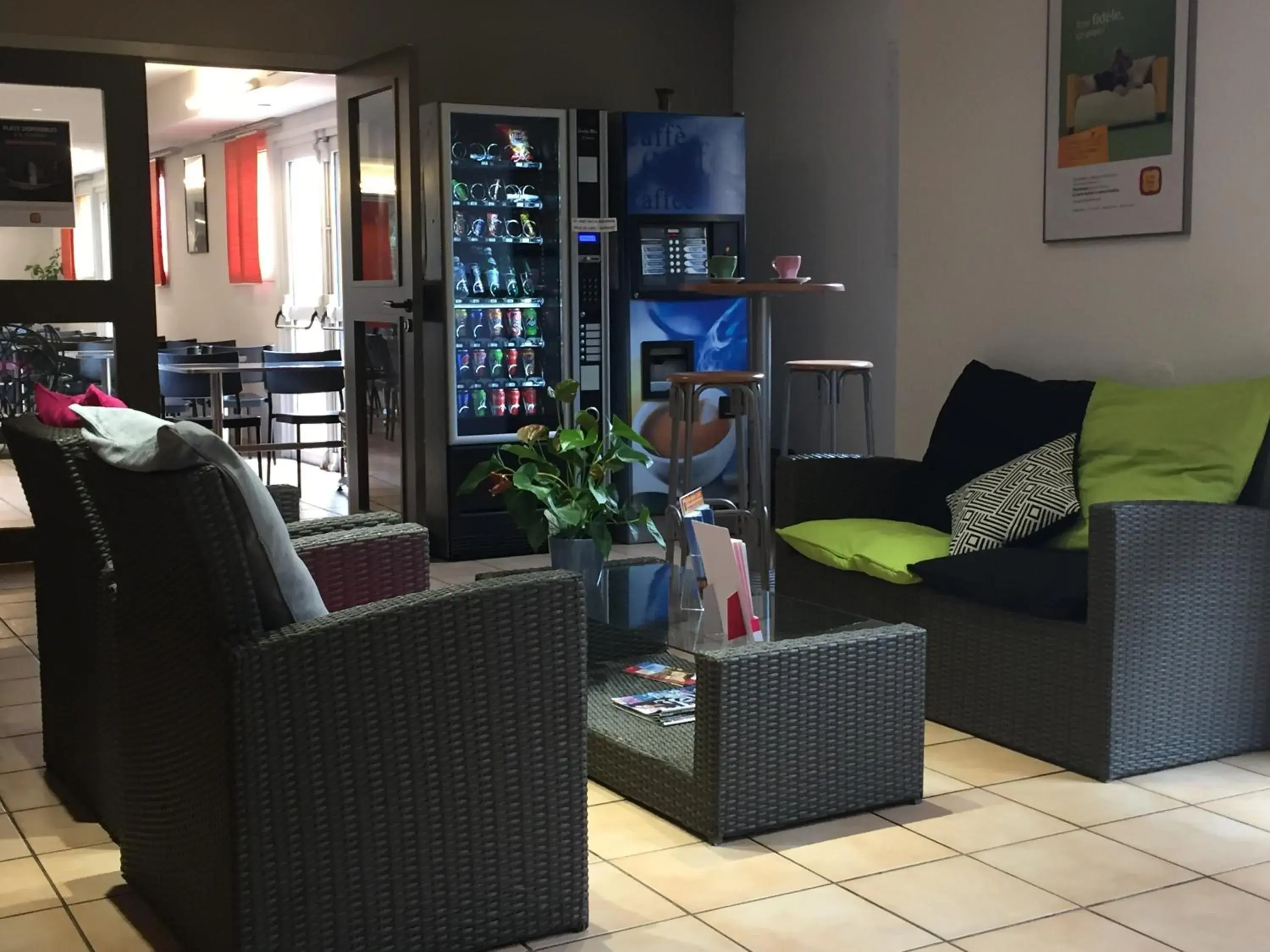 Lobby or reception in The Originals Access, Hôtel Béziers Est Lobby or reception in The Originals Access, Hôtel Béziers Est