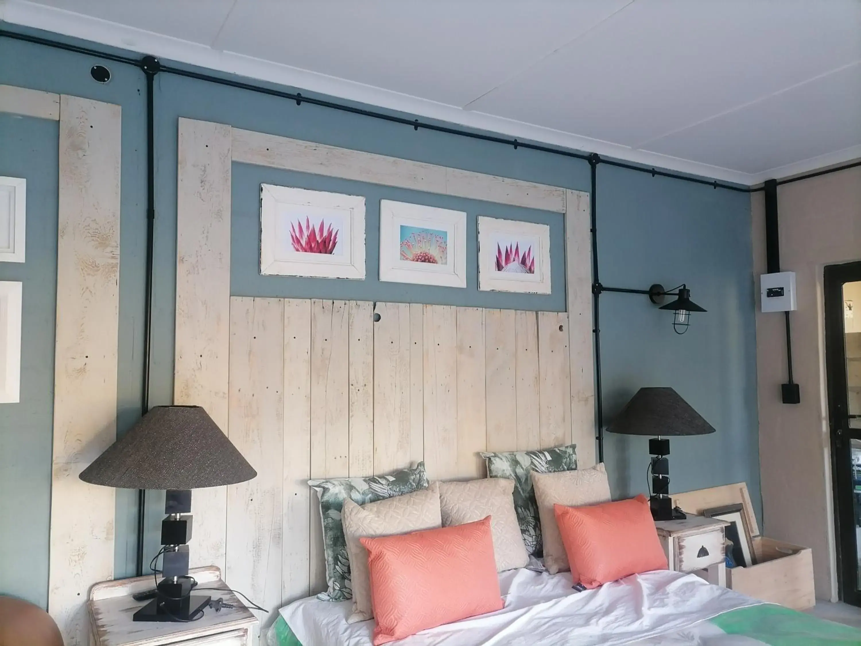 Bed in Daisy Country Lodge Bed in Daisy Country Lodge